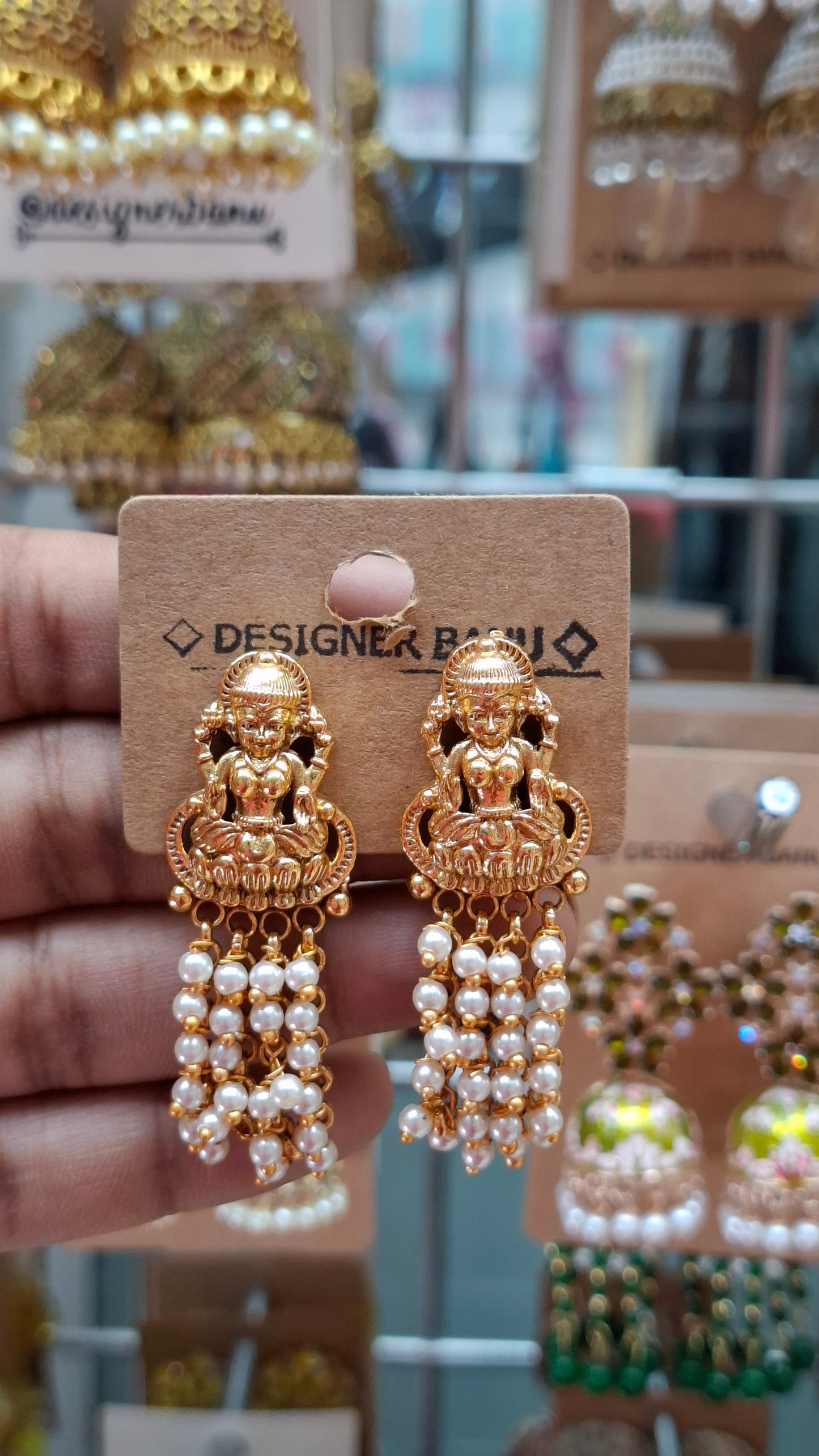 ANTIQUE GOLD EARRINGS E0144