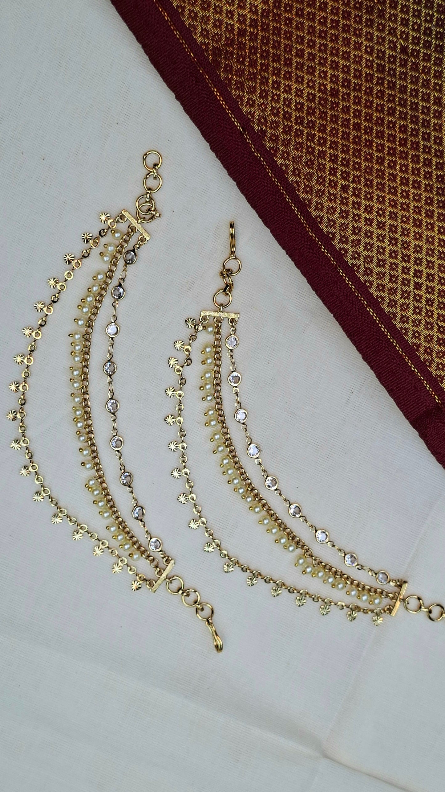 GOLD EAR CHAINS 010