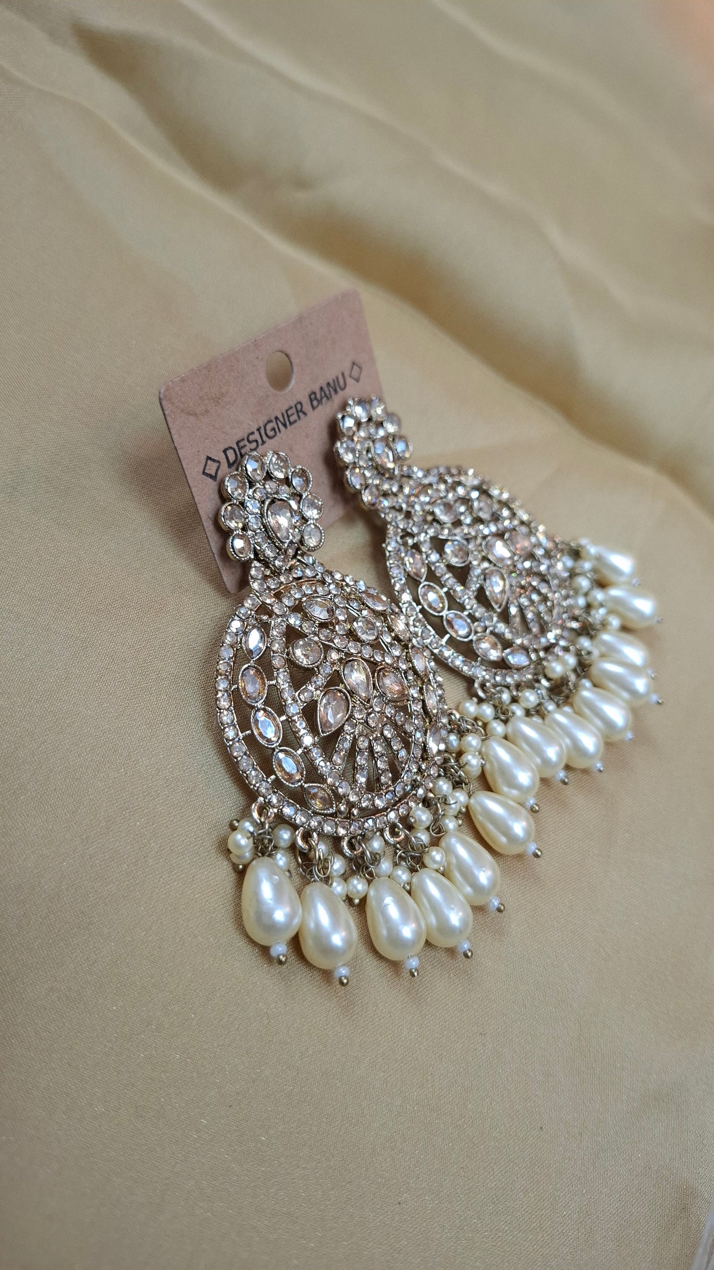 ANTIQUE GOLD FASHION EARRINGS E0147