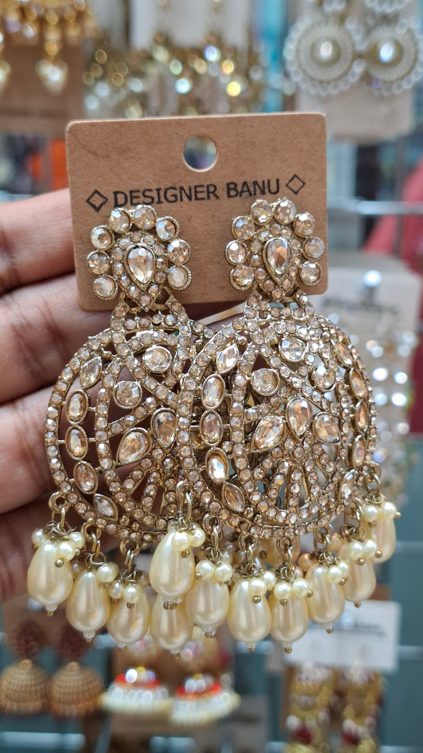 ANTIQUE GOLD FASHION EARRINGS E0147