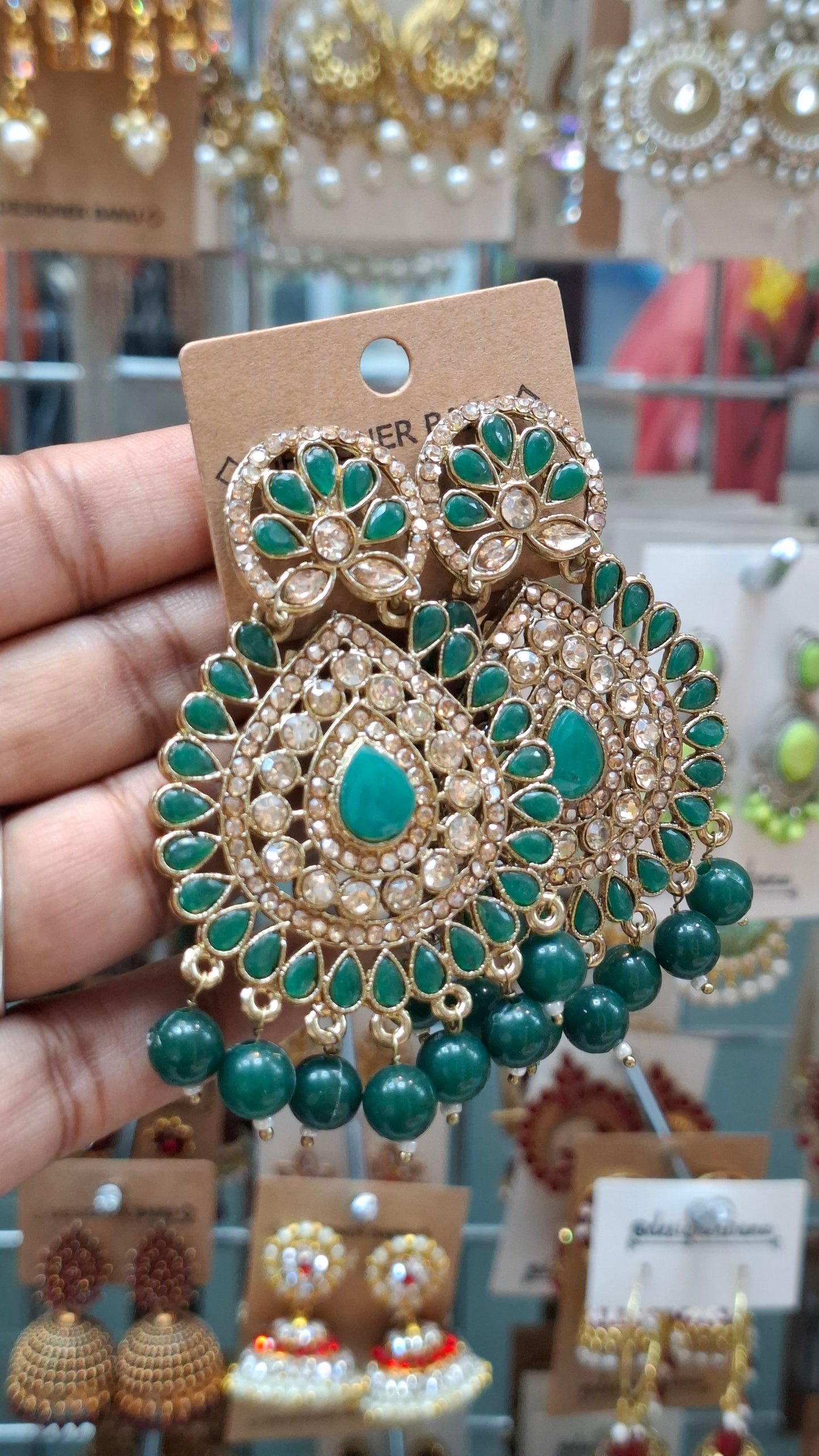 ANTIQUE GOLD FASHION EARRINGS E0148