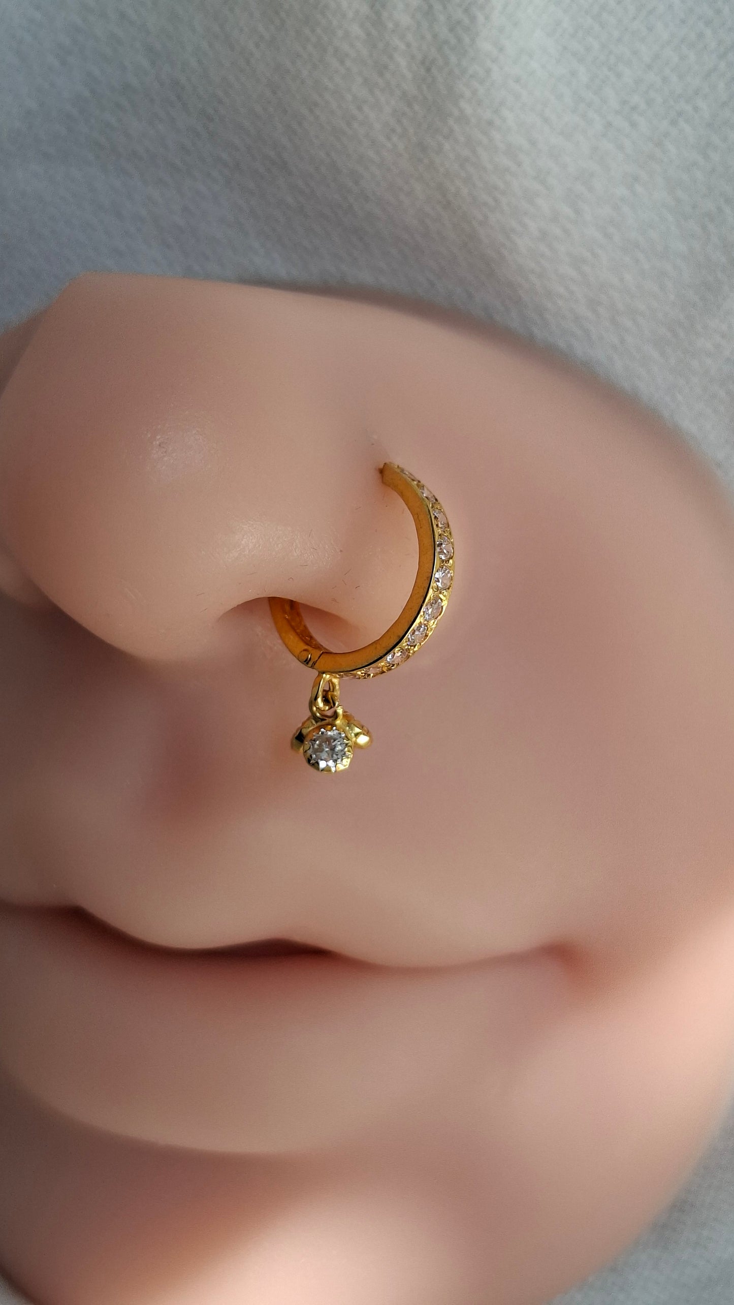 18ct Gold | CZ Nose ring | 058