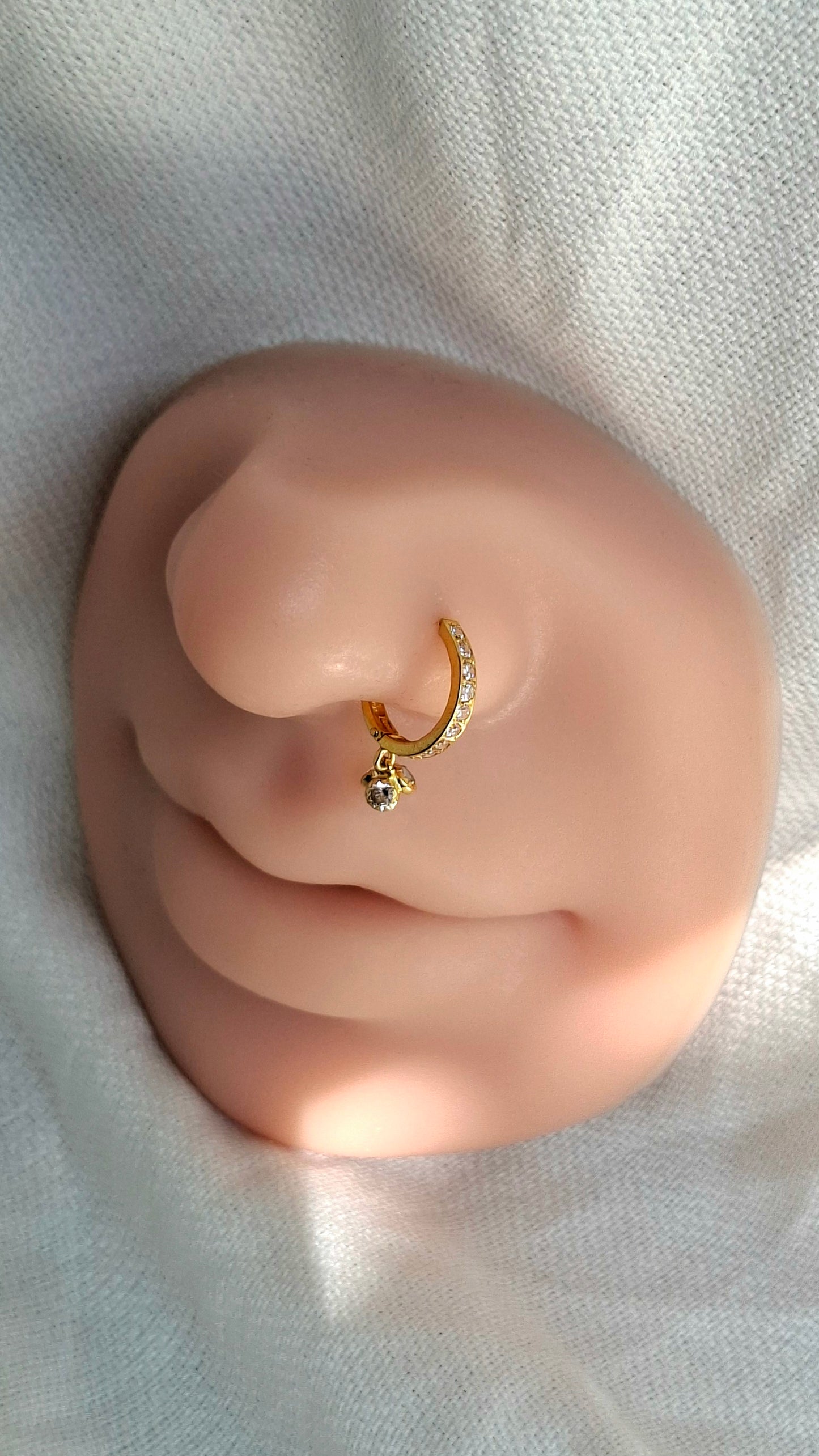 18ct Gold | CZ Nose ring | 058