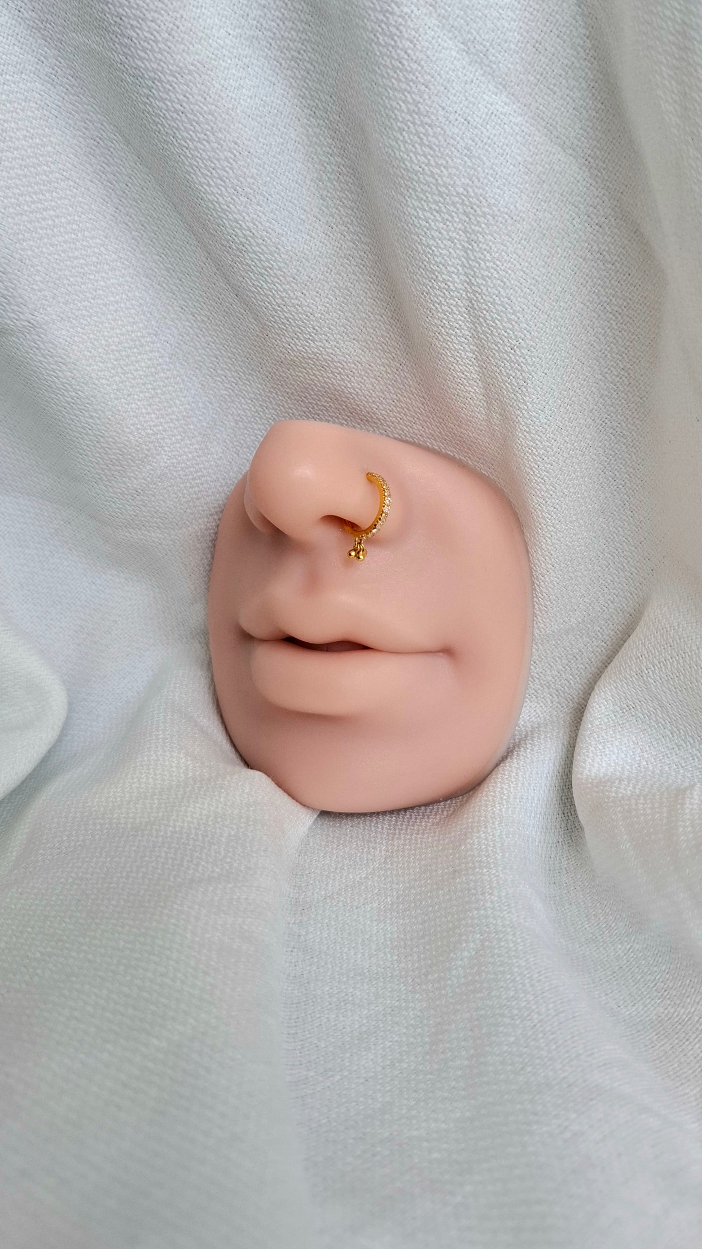 18ct Gold | CZ Nose ring | 059