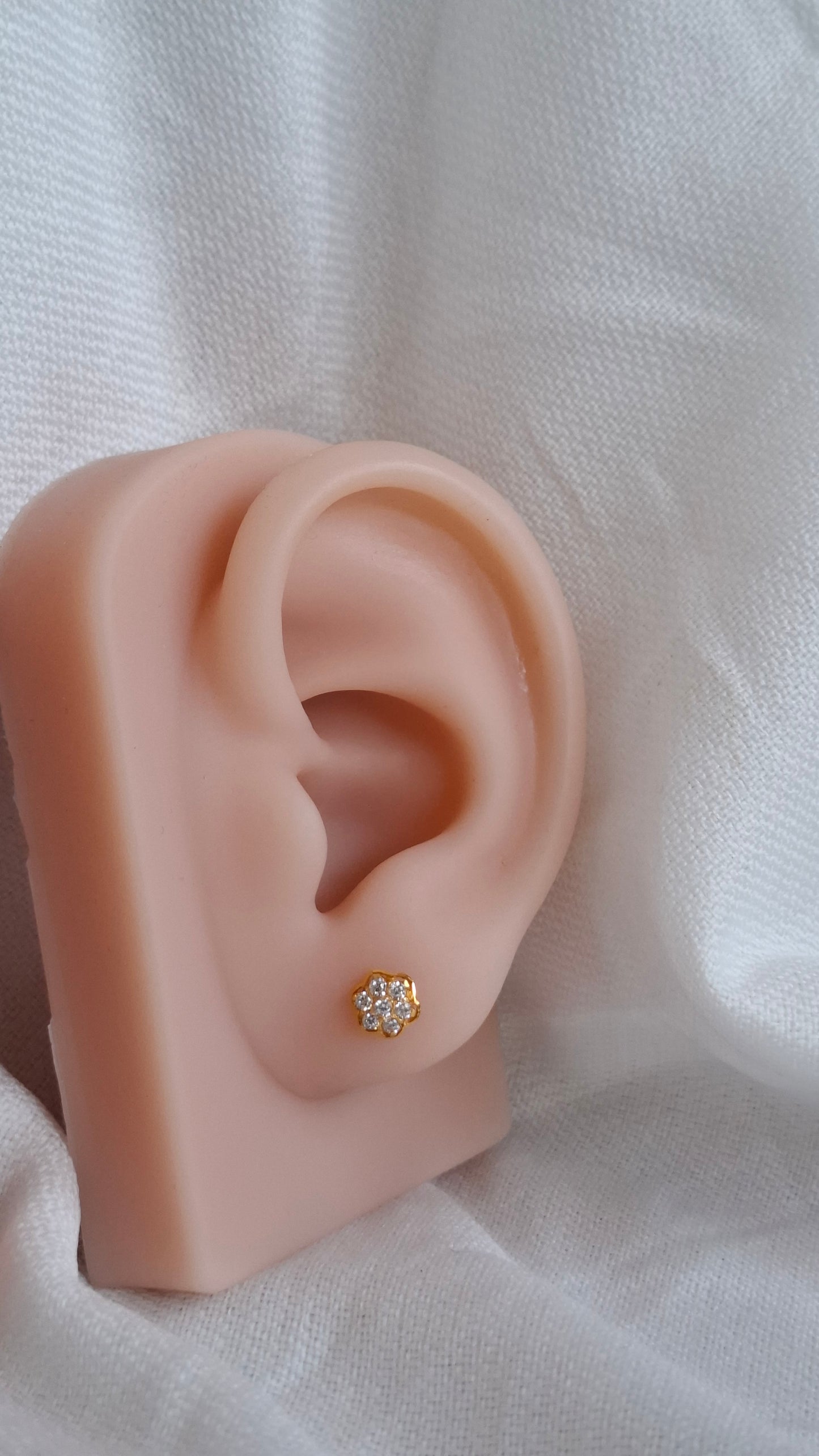 18ct Gold | CZ Ear Studs| 062