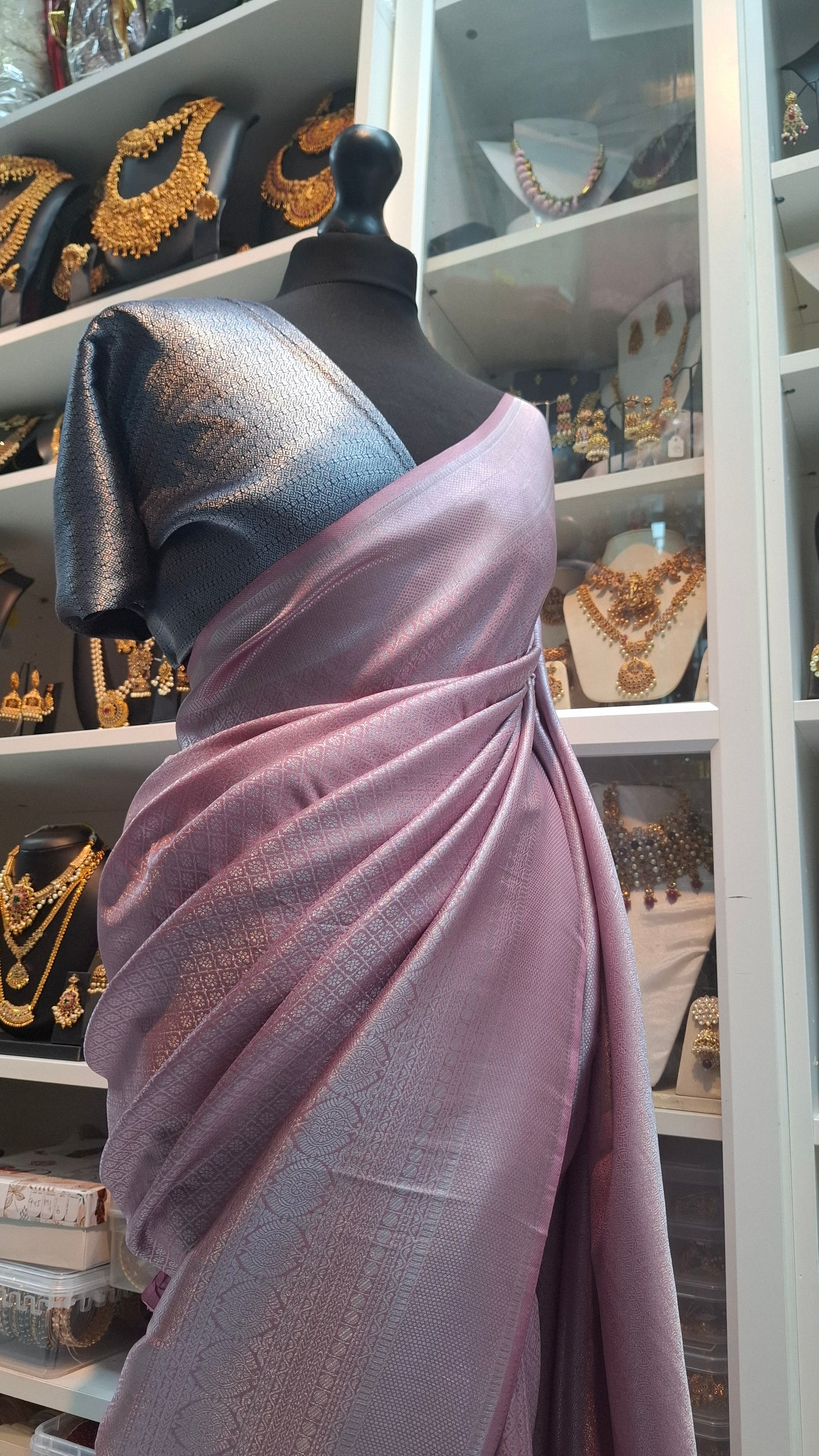 LILAC & NAVY KUBERA SILK