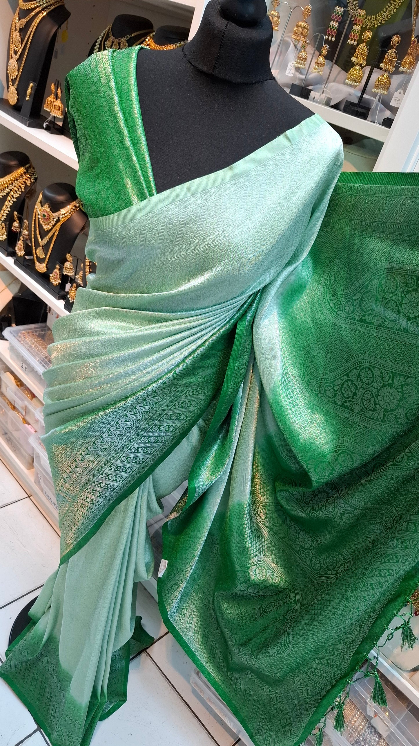 GREEN & SILVER KUBERA SILK