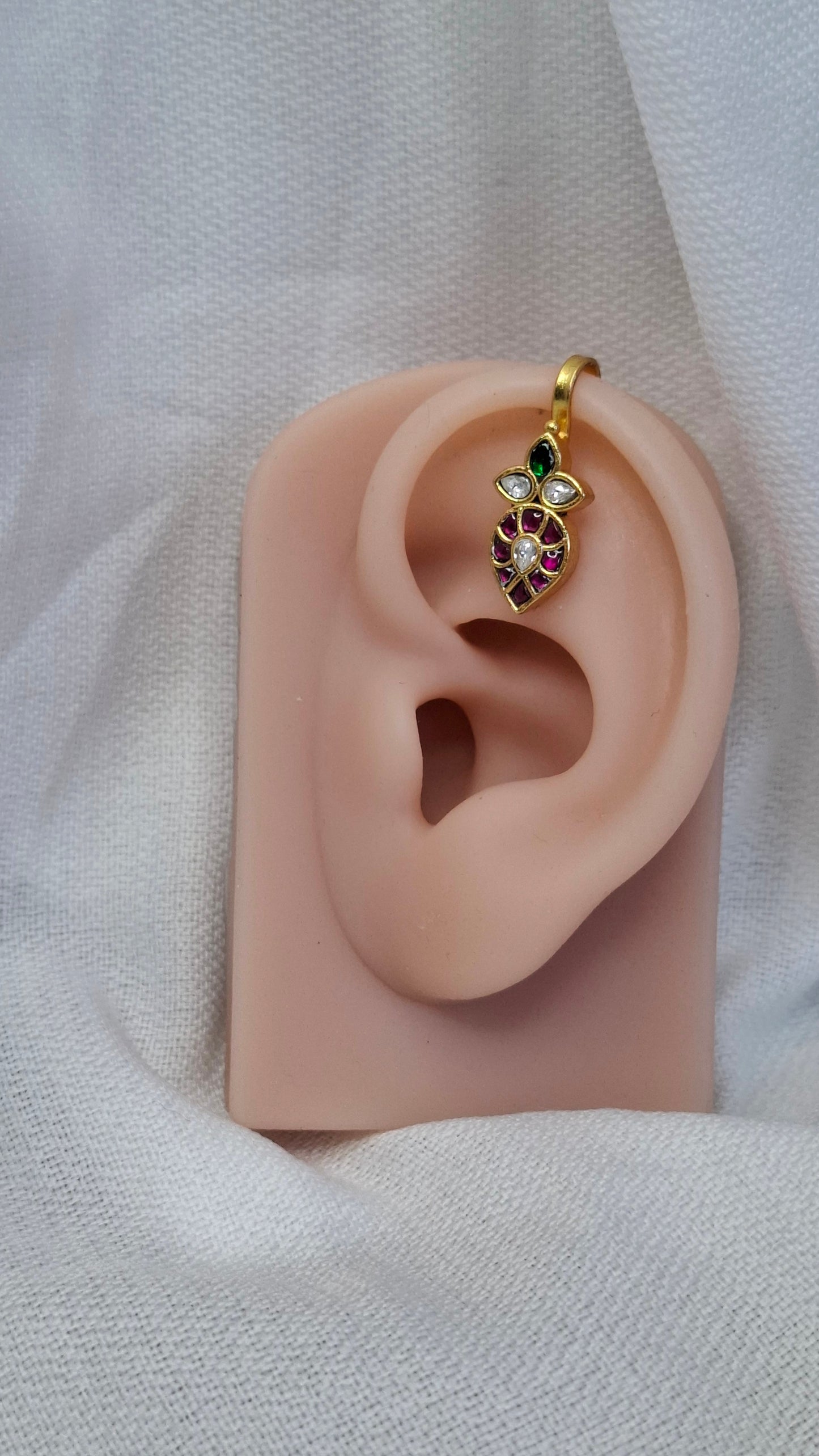 JADAU EAR CUFF/ BUGADI 011