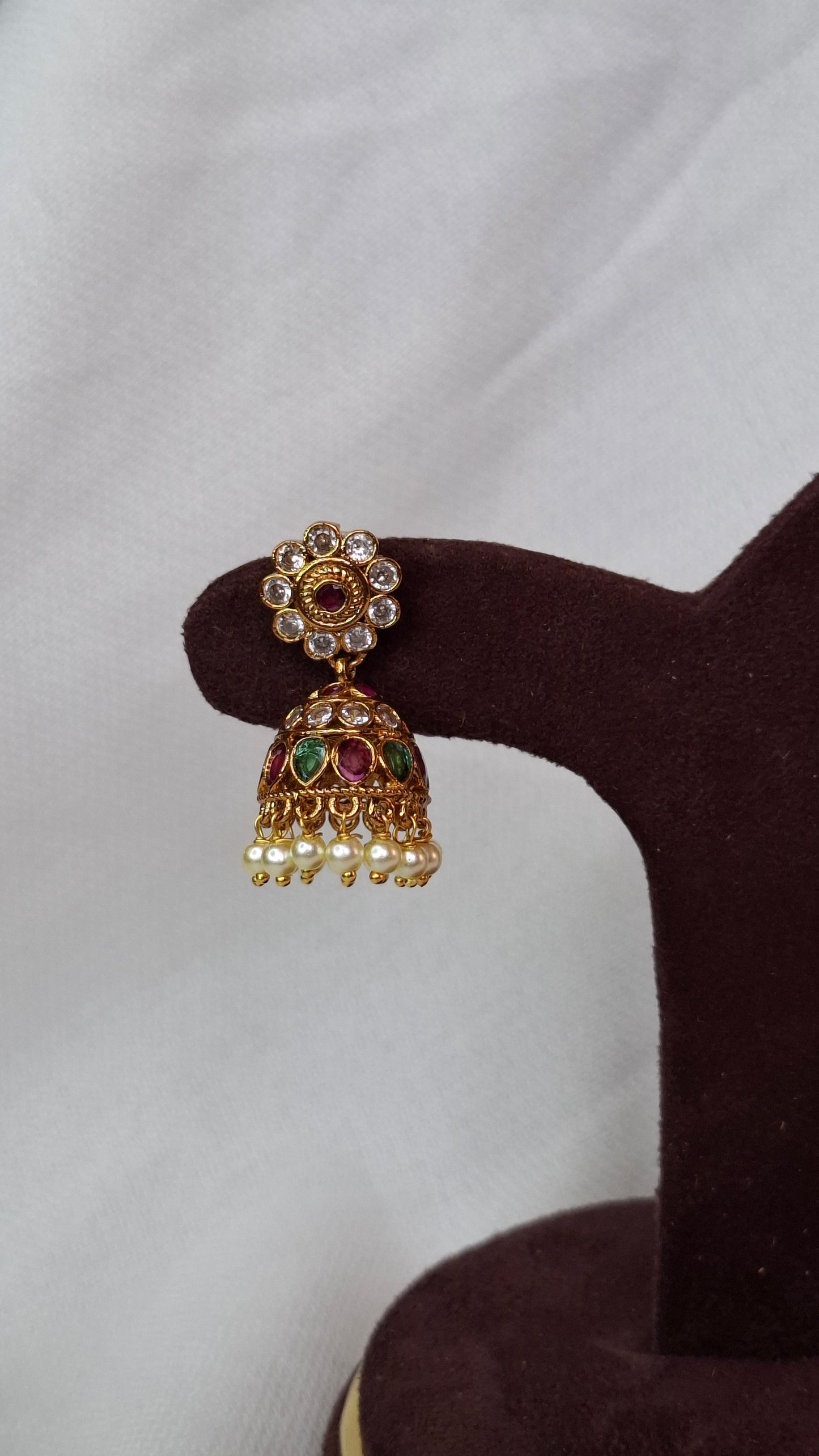 ANTIQUE GOLD JUMKHAS E0321