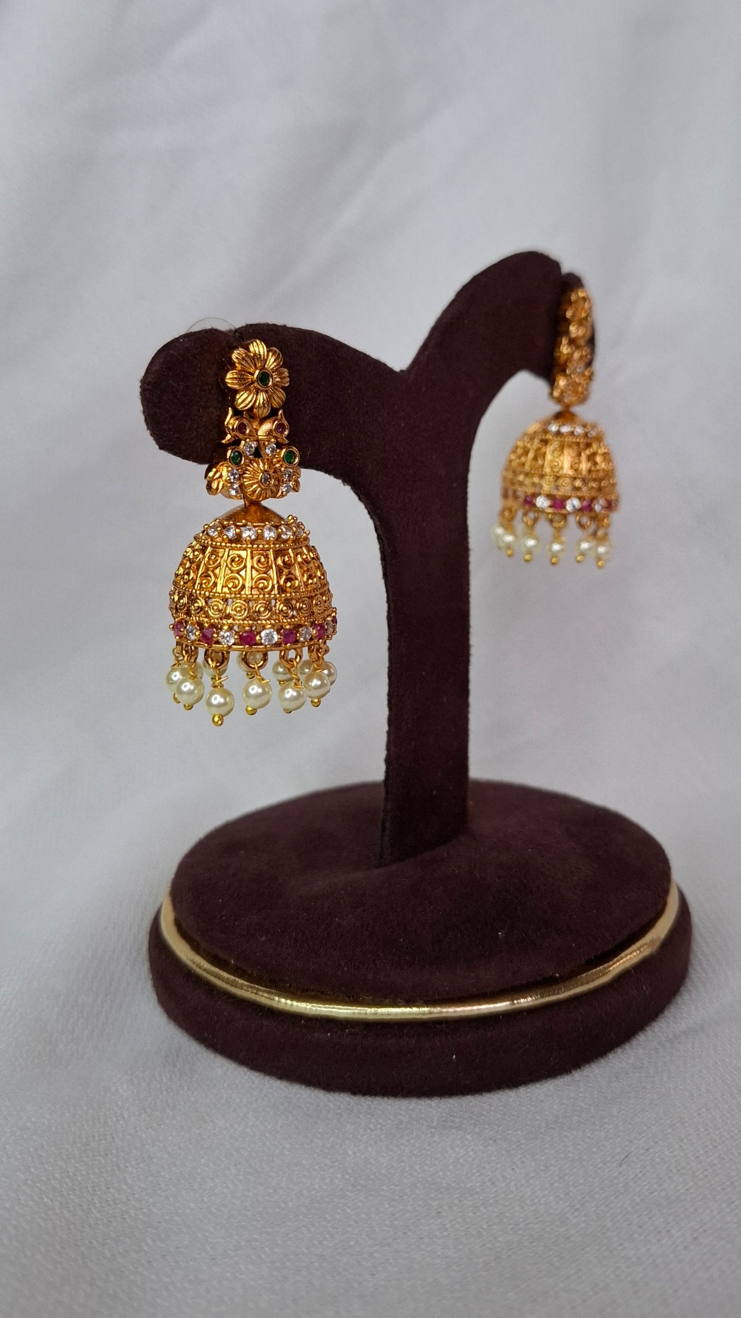 ANTIQUE GOLD JUMKHAS E0322