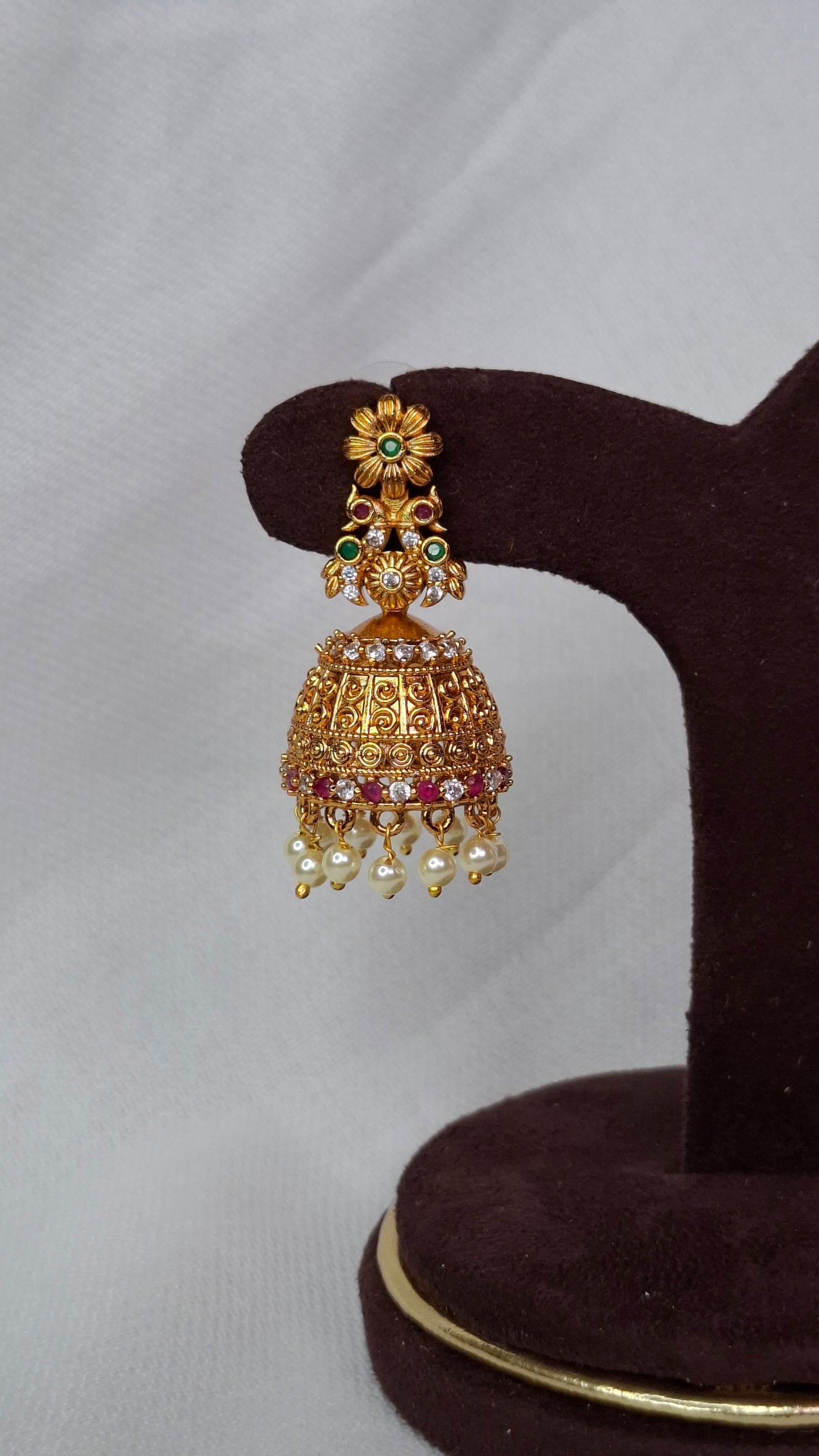 ANTIQUE GOLD JUMKHAS E0322