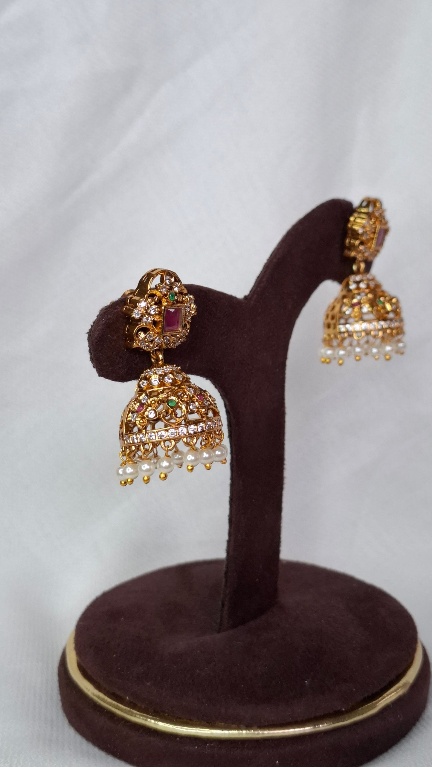 ANTIQUE GOLD JUMKHAS E0323