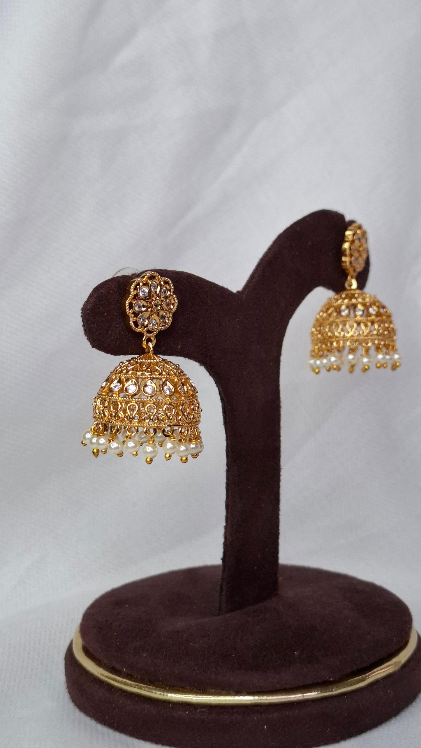 ANTIQUE GOLD JUMKHAS E0325