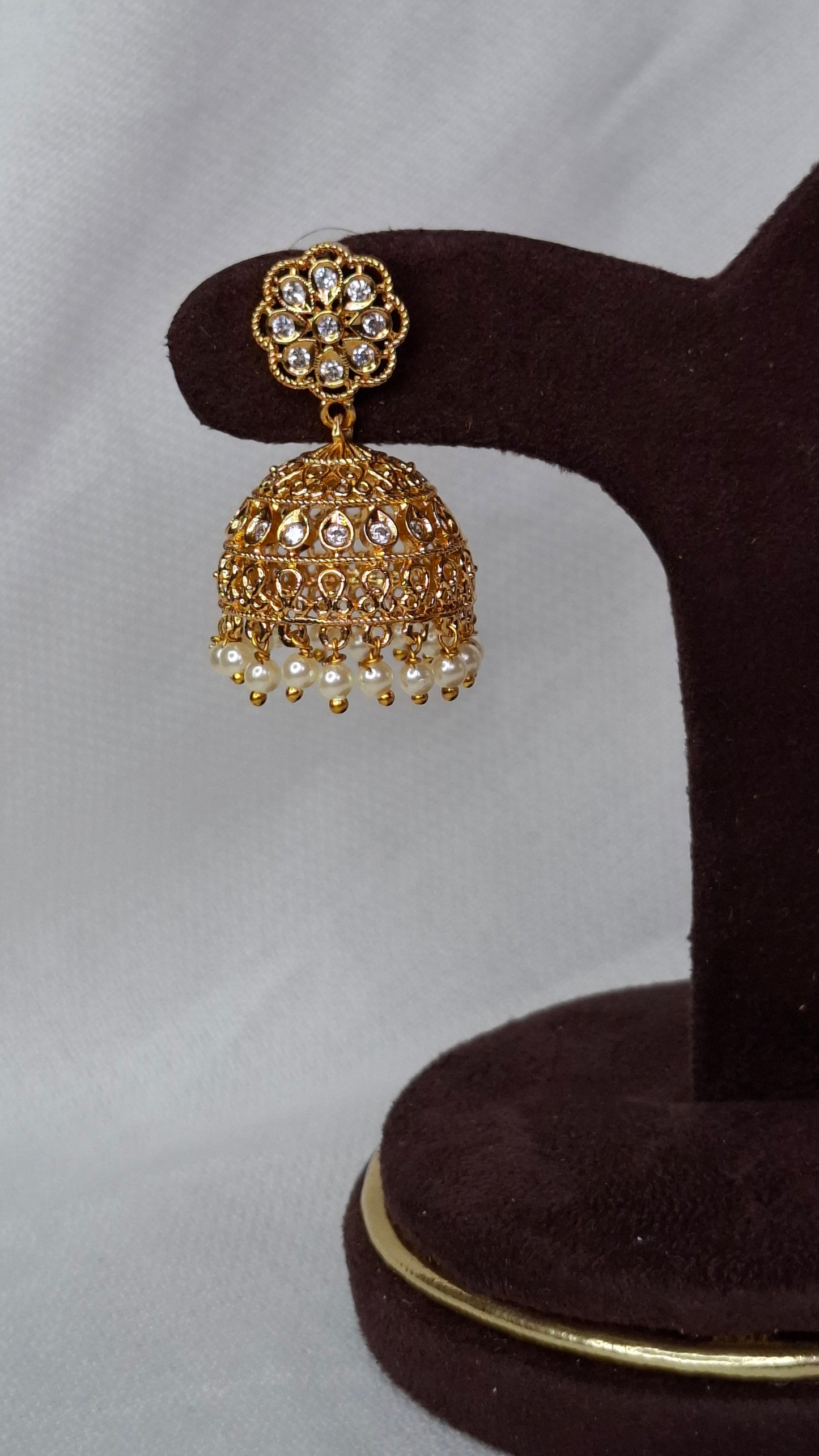 ANTIQUE GOLD JUMKHAS E0325