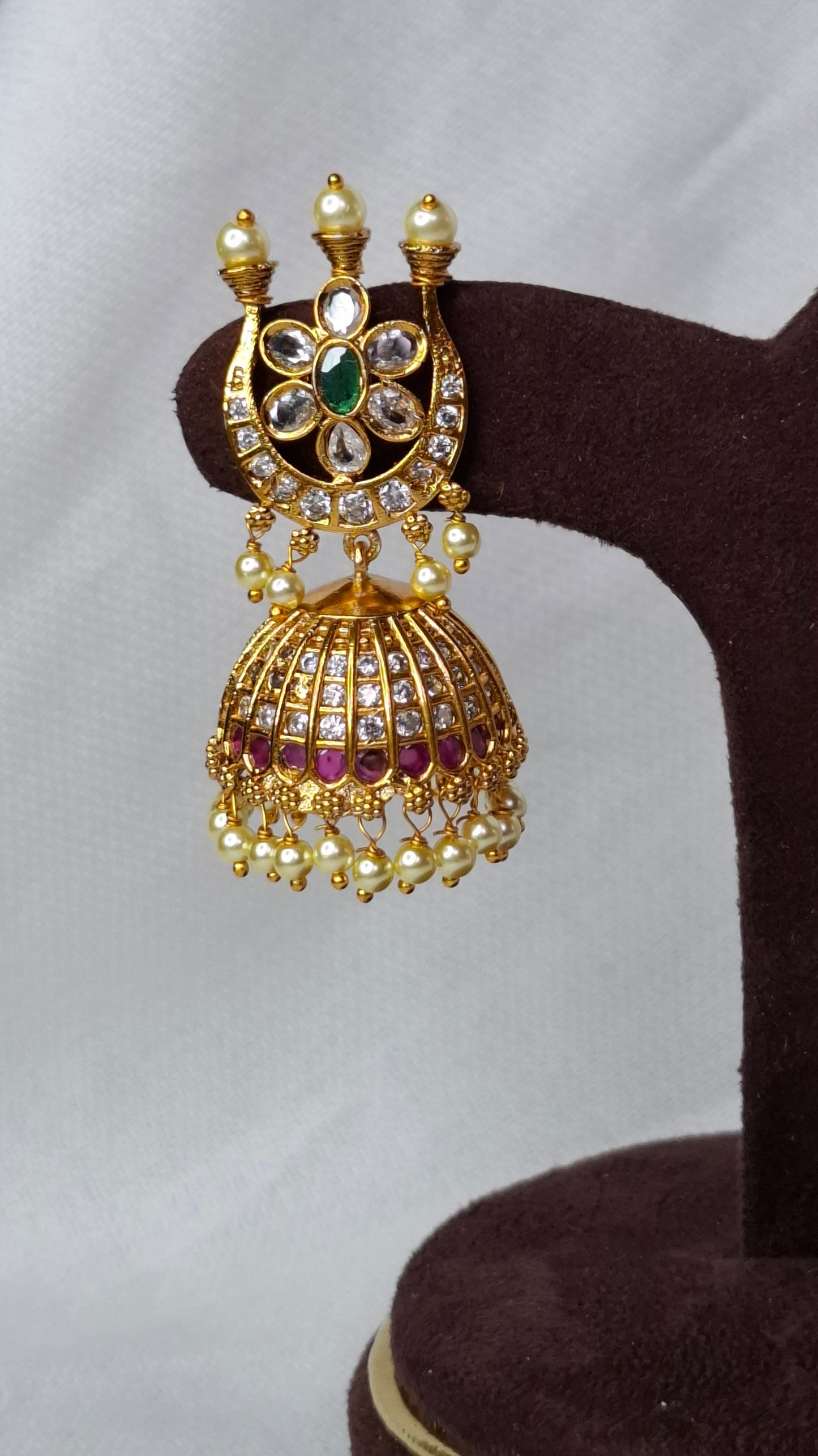 ANTIQUE GOLD JUMKHAS E0326