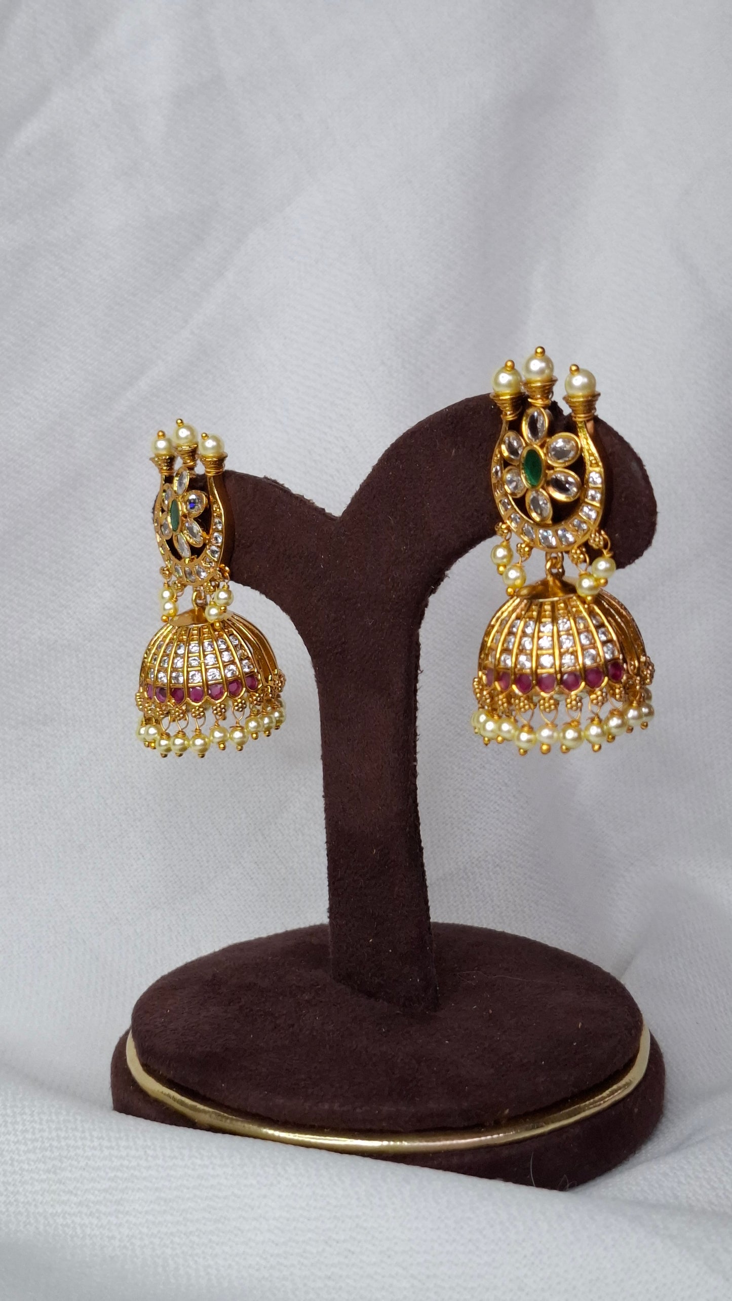 ANTIQUE GOLD JUMKHAS E0326