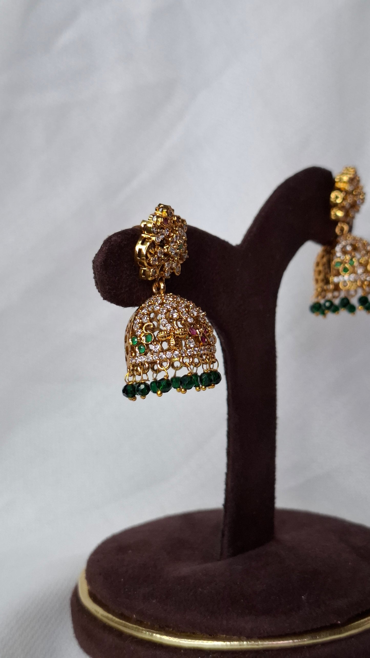 ANTIQUE GOLD JUMKHAS E0327