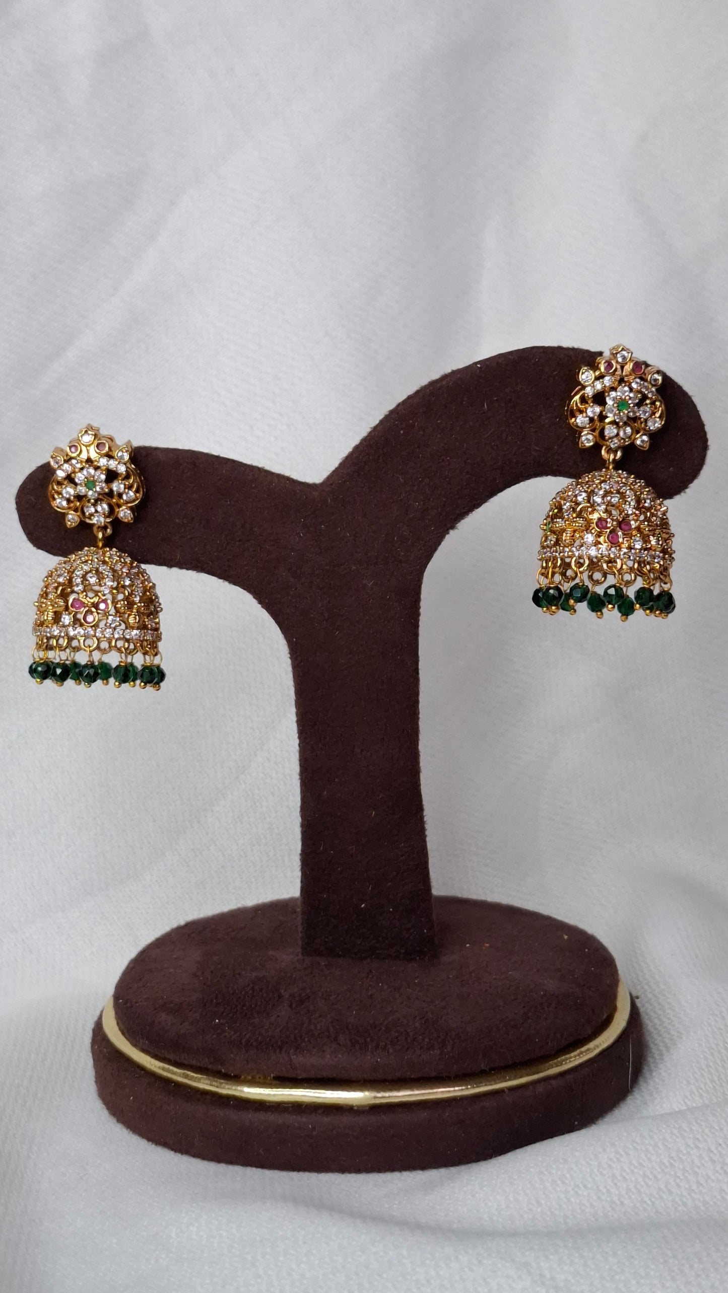 ANTIQUE GOLD JUMKHAS E0327