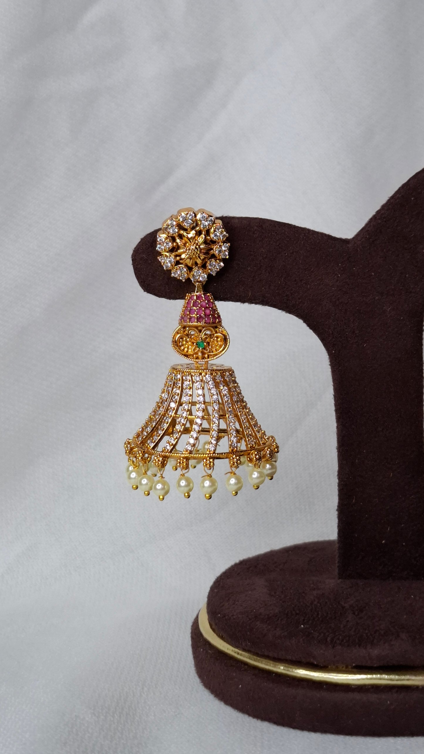 ANTIQUE GOLD JUMKHAS E0329