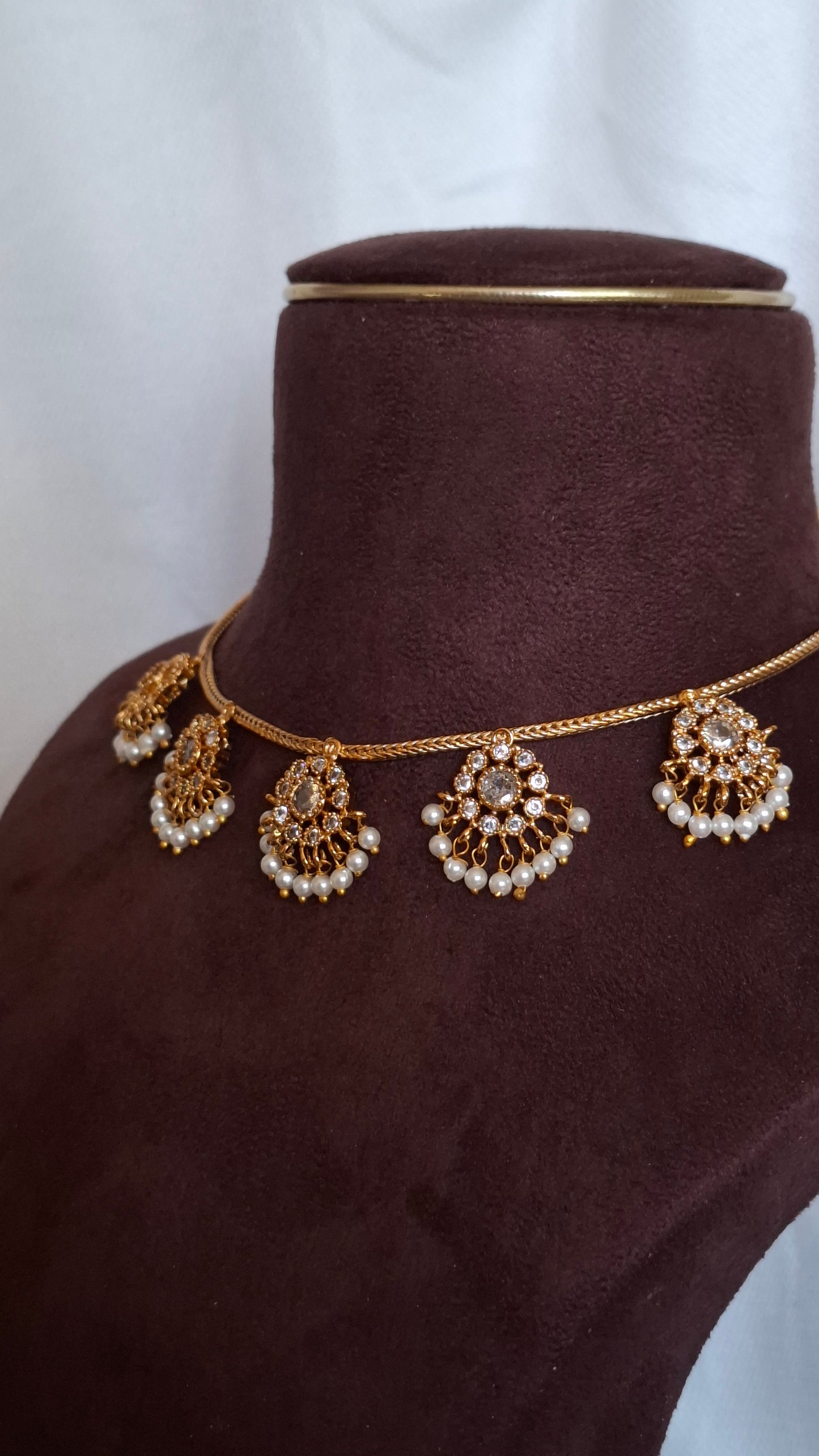 ANTIQUE GOLD SET E0214