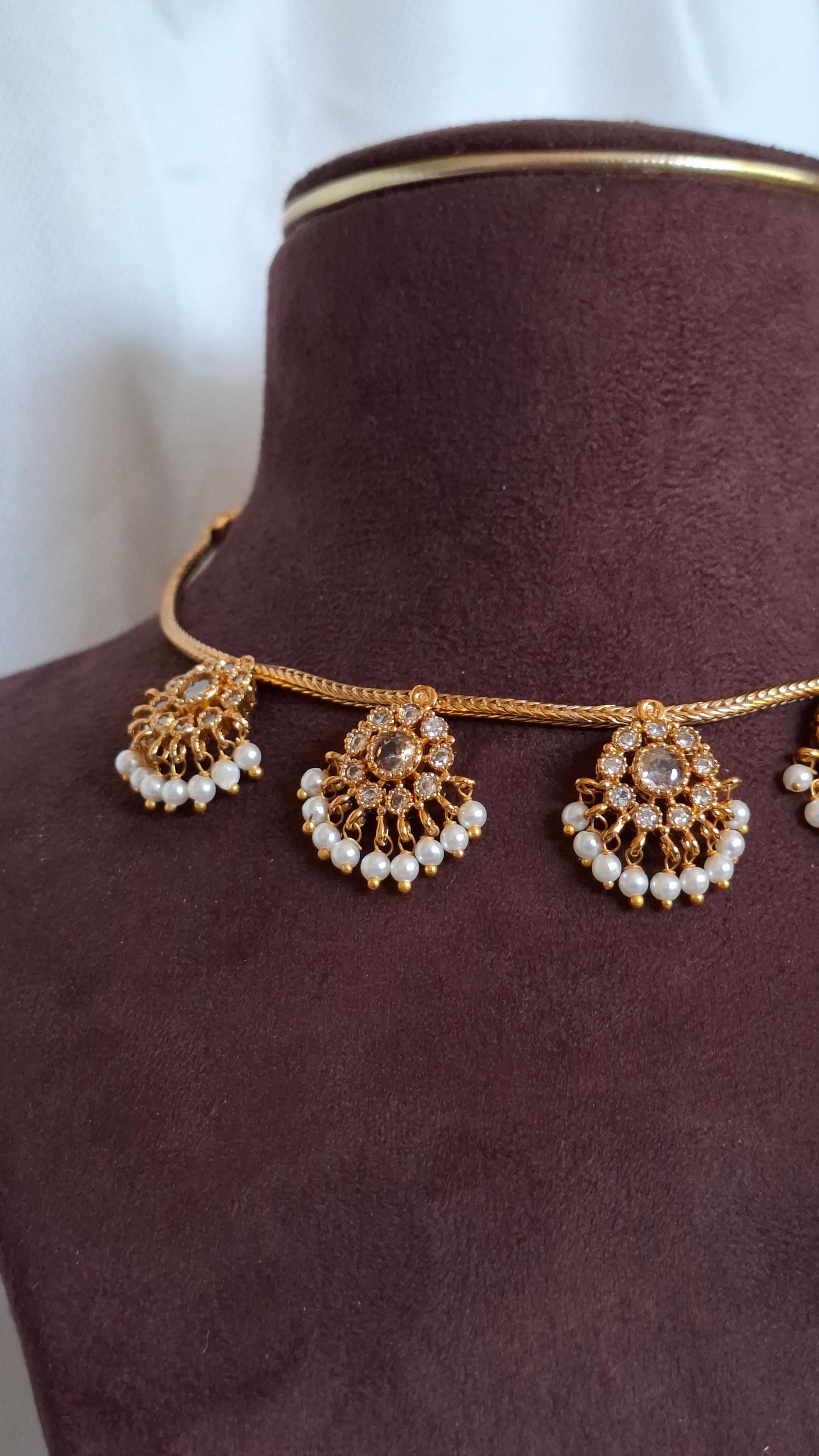 ANTIQUE GOLD SET E0214