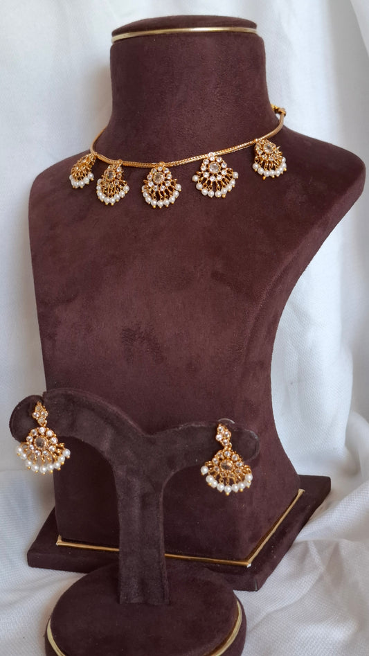 ANTIQUE GOLD SET E0214