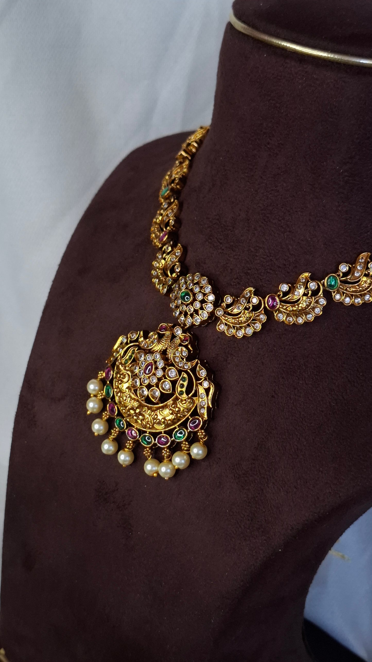ANTIQUE GOLD SET E0217