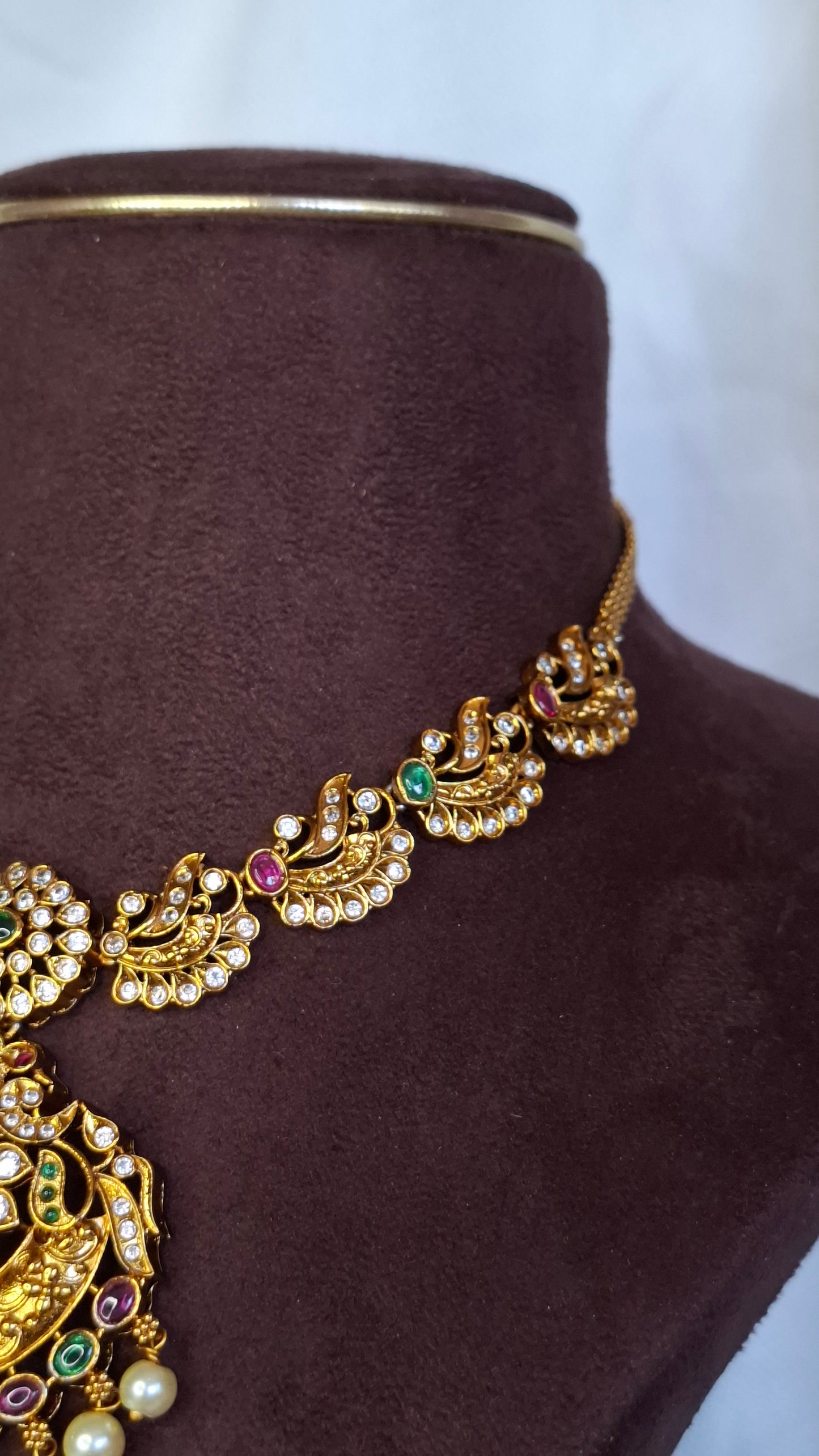 ANTIQUE GOLD SET E0217