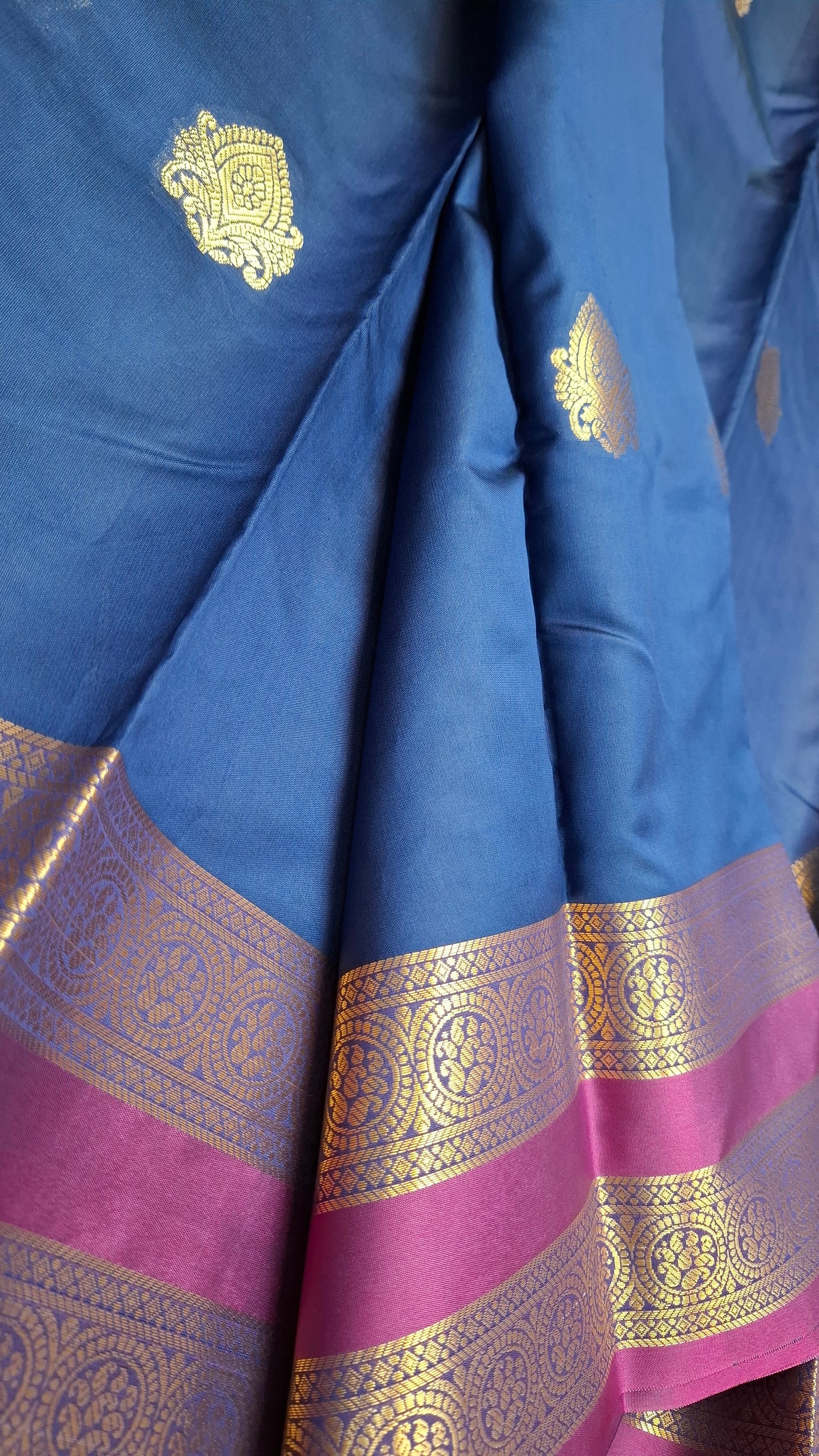 NAVY & MAGENTA KANJI SILK SAREE