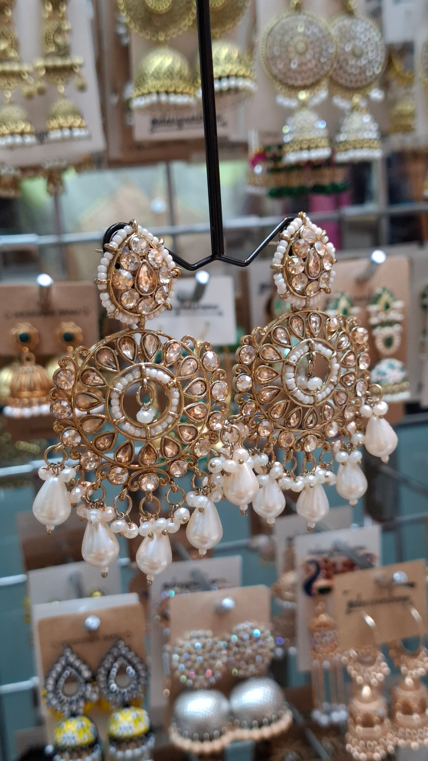 GOLD FASHION EARRINGS E0350