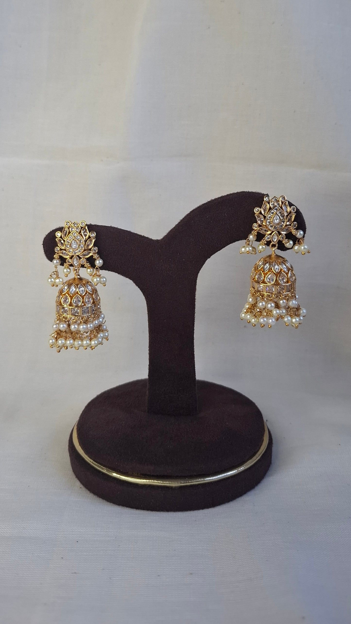 LOTUS WHITE STONE JUMKHAS E0355