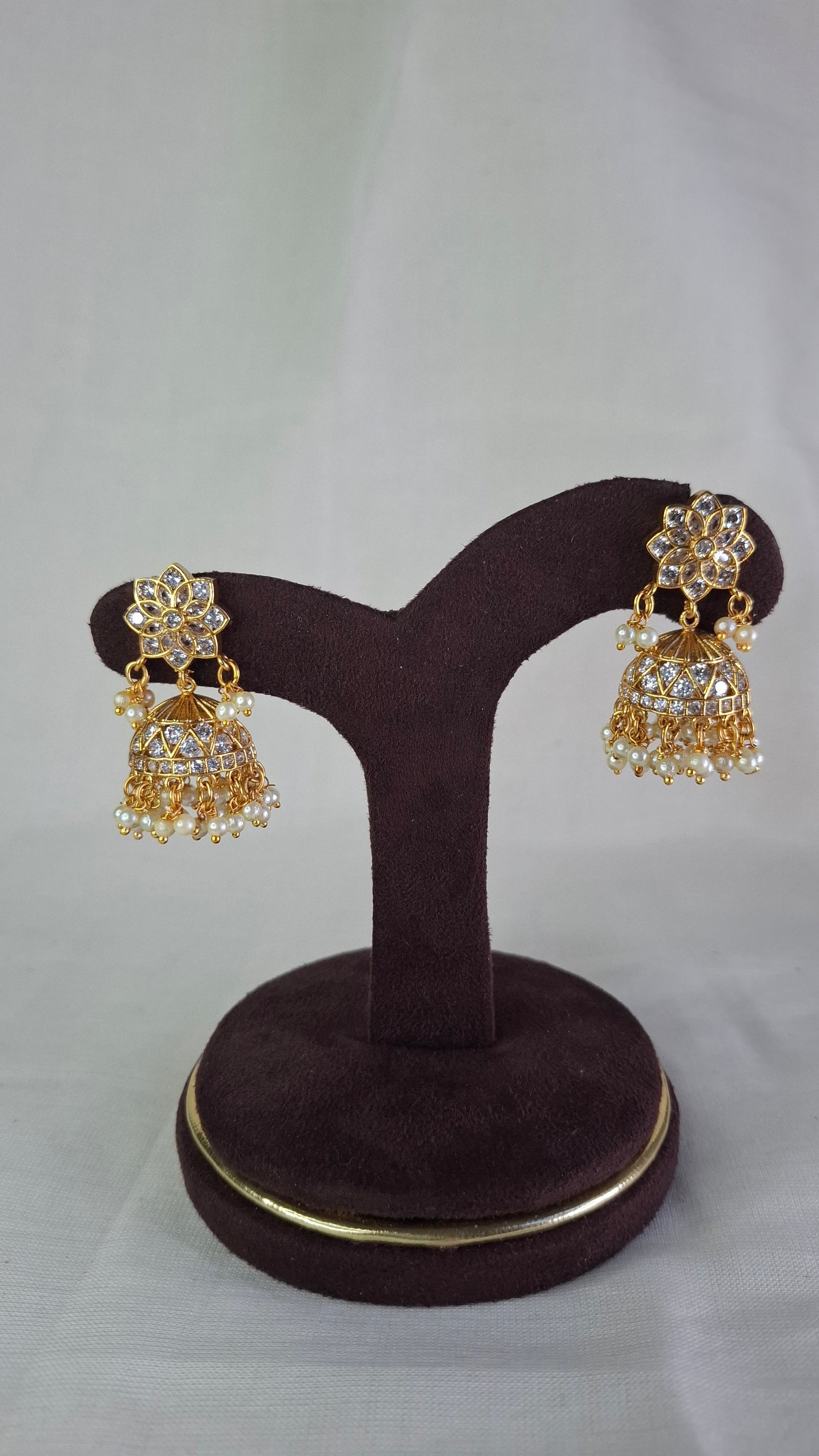 GOLD POLISH JUMKHAS E0366