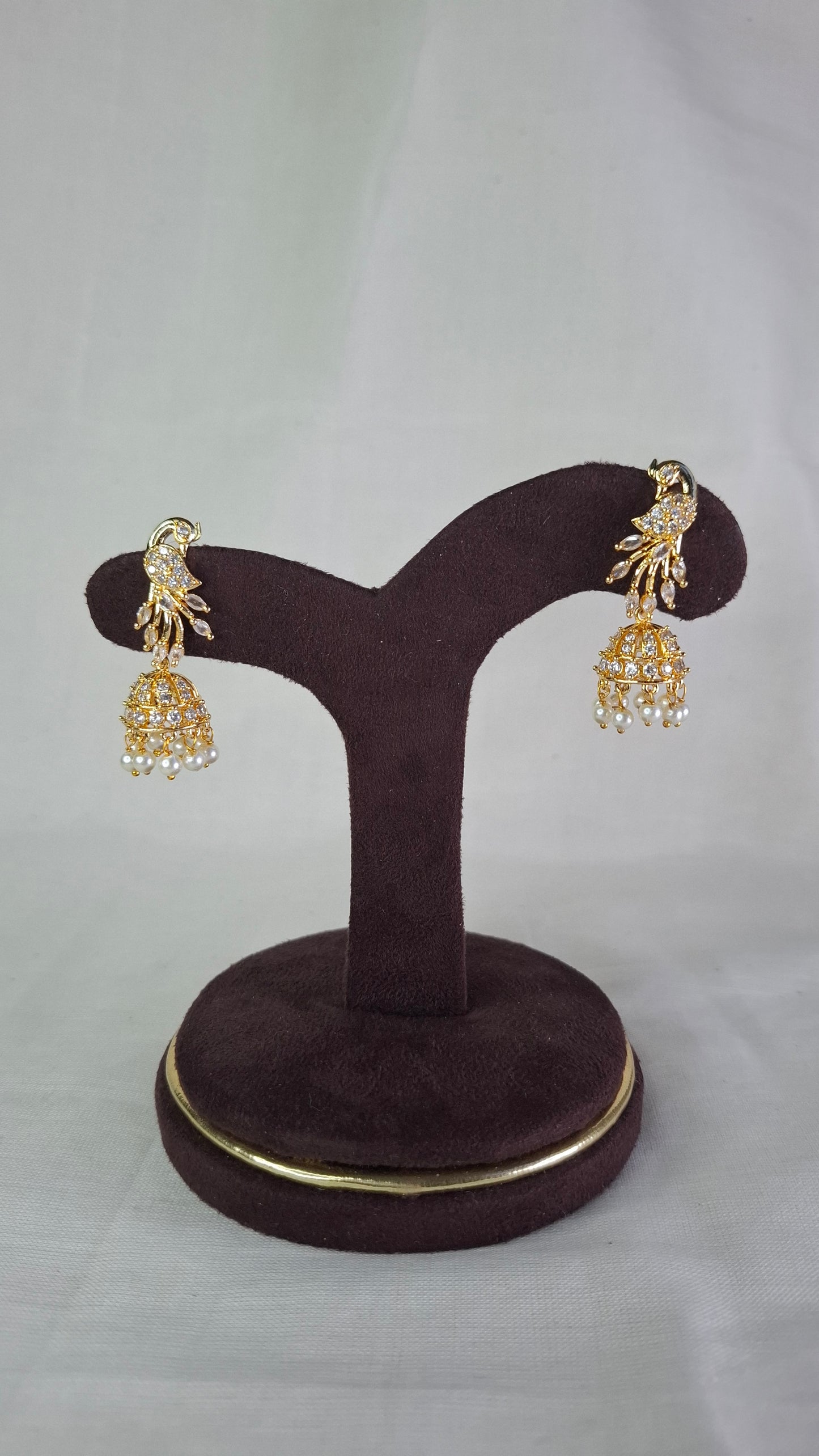 GOLD POLISH JUMKHAS E0369