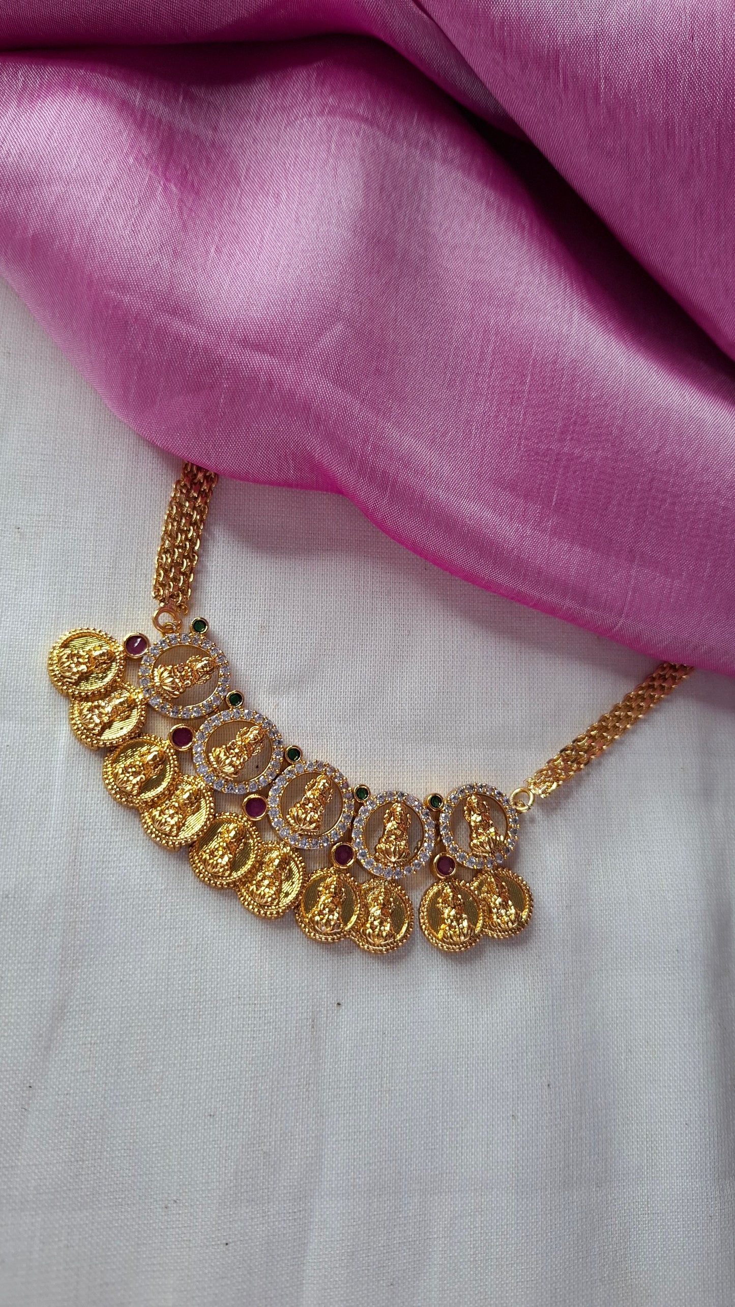 ANTIQUE GOLD COIN NECKLACE E0251
