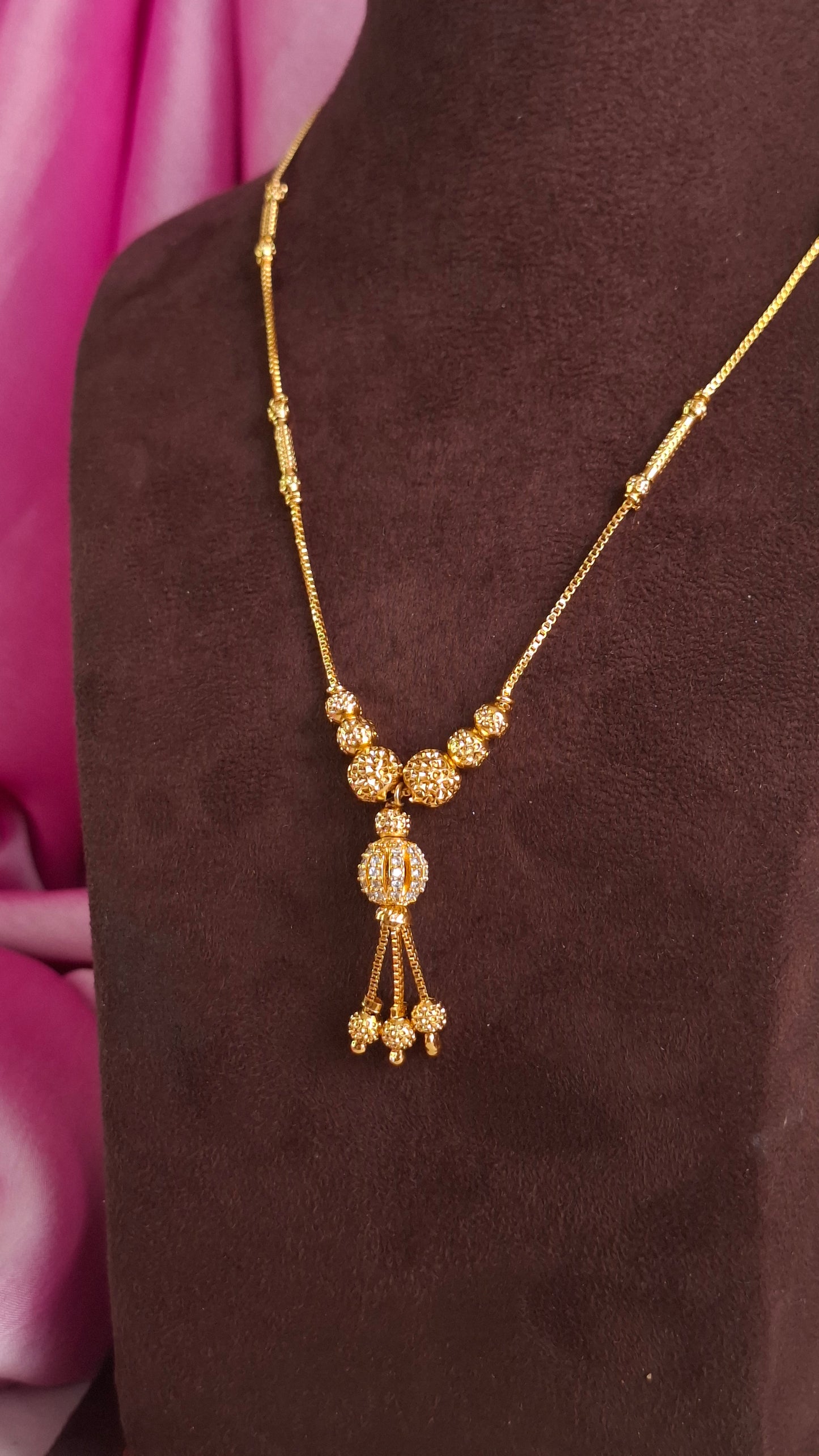 ANTIQUE GOLD CHAIN E0256