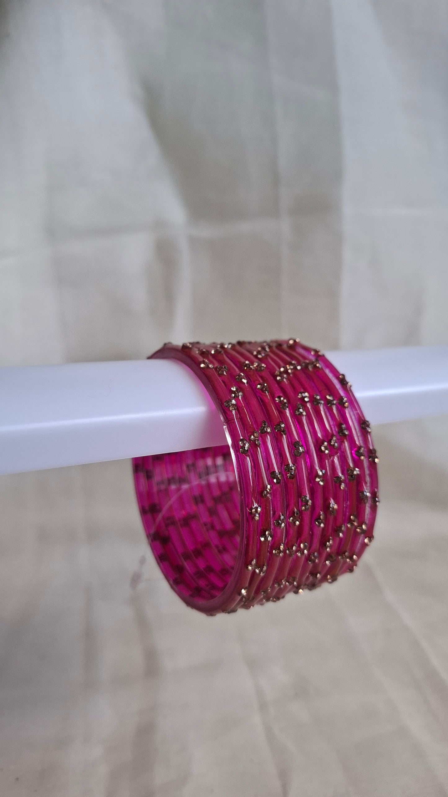 RAIN DROP GLASS BANGLES (FUCHSIA)