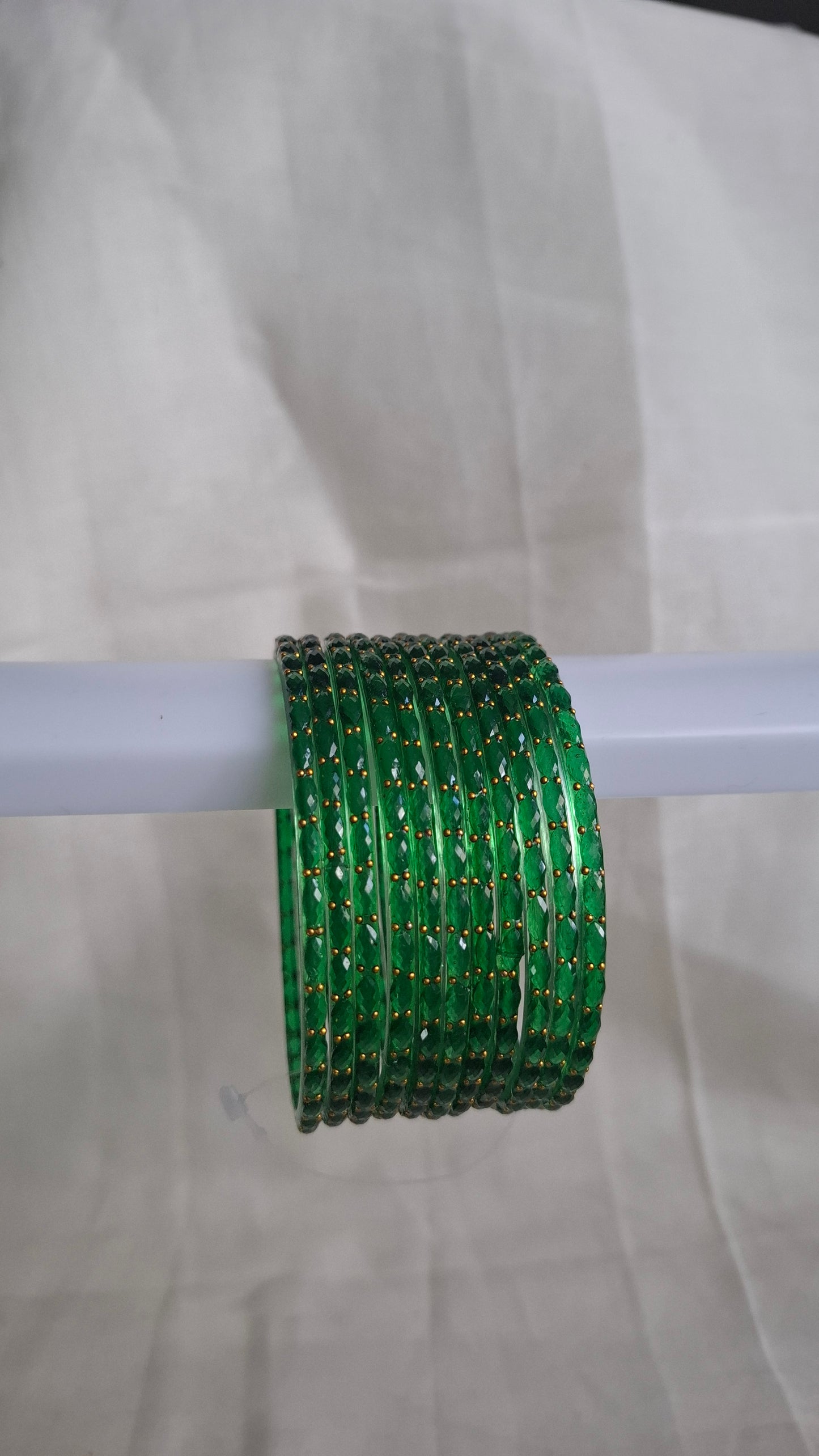 GLASS BANGLES (GREEN)