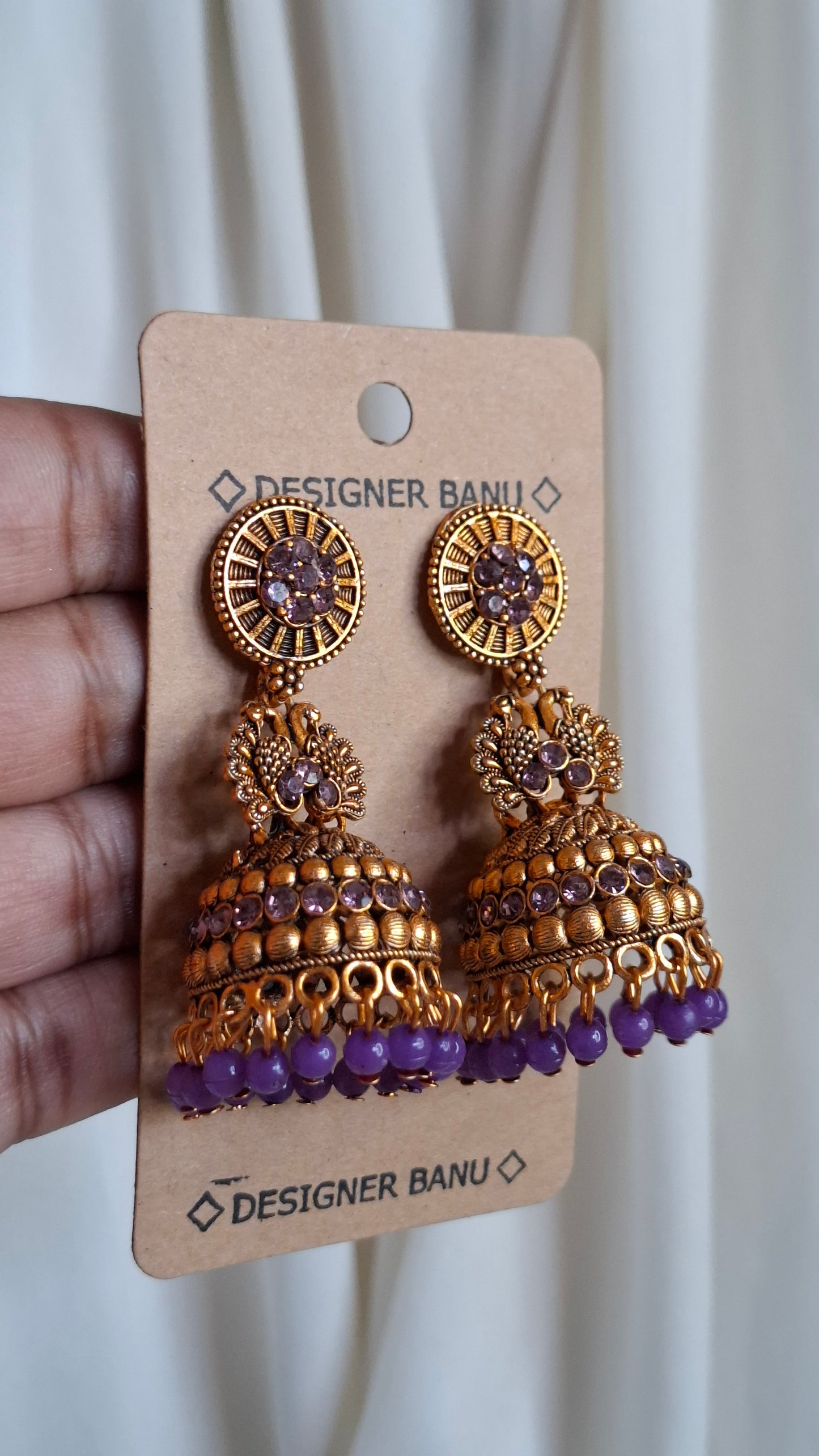 ANTIQUE GOLD JUMKHAS E0400