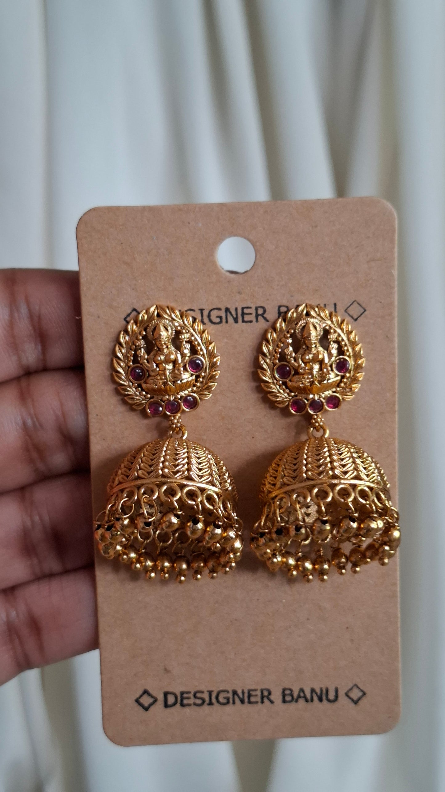 ANTIQUE GOLD JUMKHAS E0406