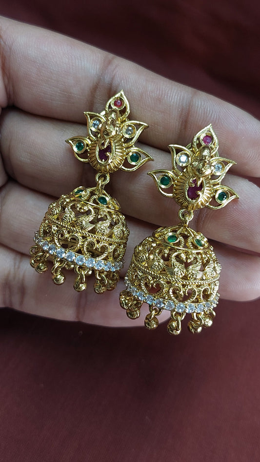 ANTIQUE GOLD A.D. STONE JUMKHAS E0225