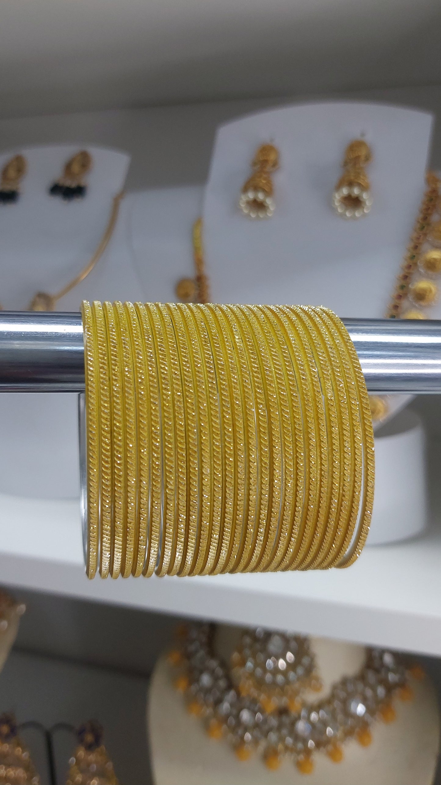 YELLOW GOLD GLITTER BANGLES
