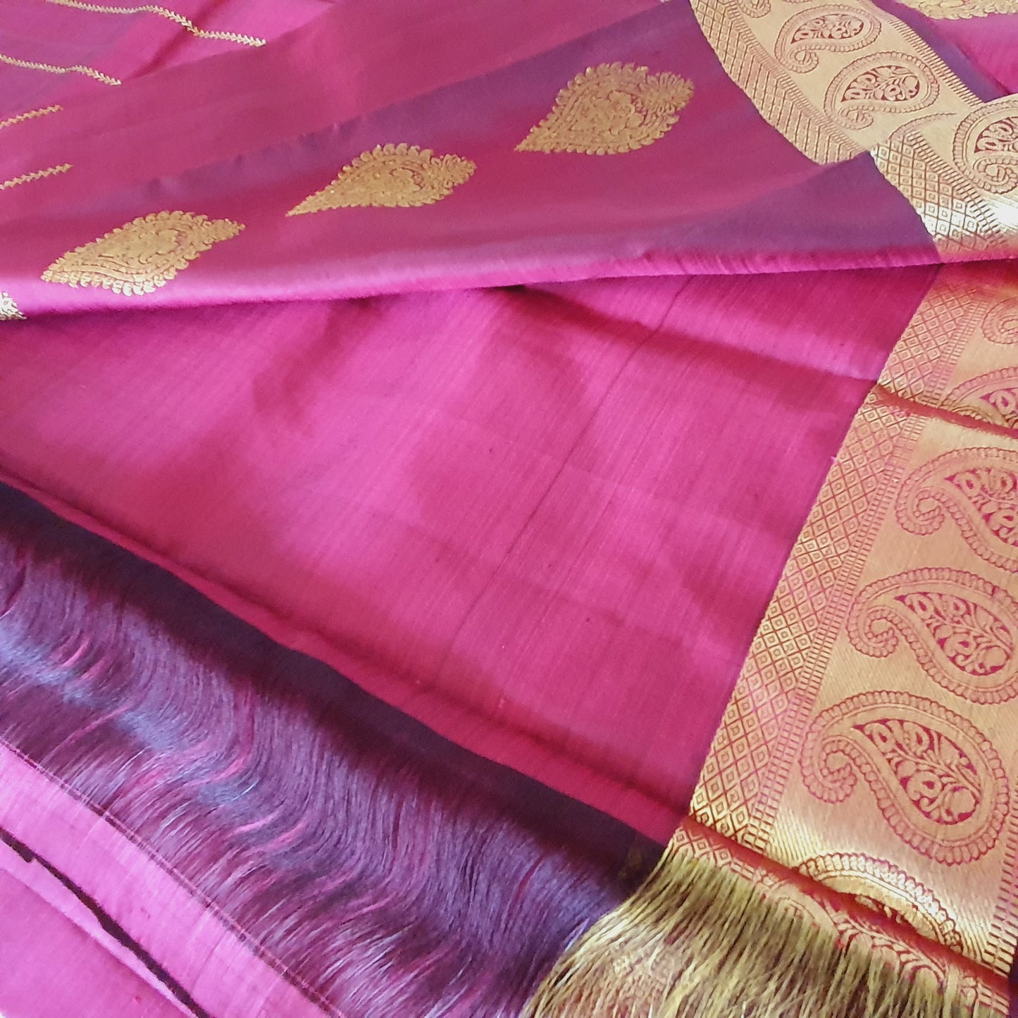 MAROON KANCHIPURAM WITH GOLD ZARI BORDER