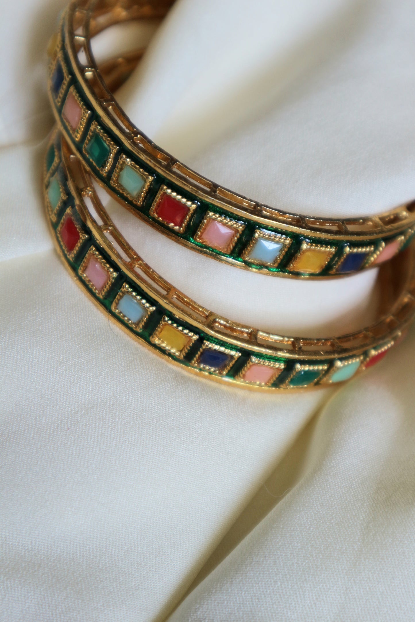 SUMITRA BANGLES
