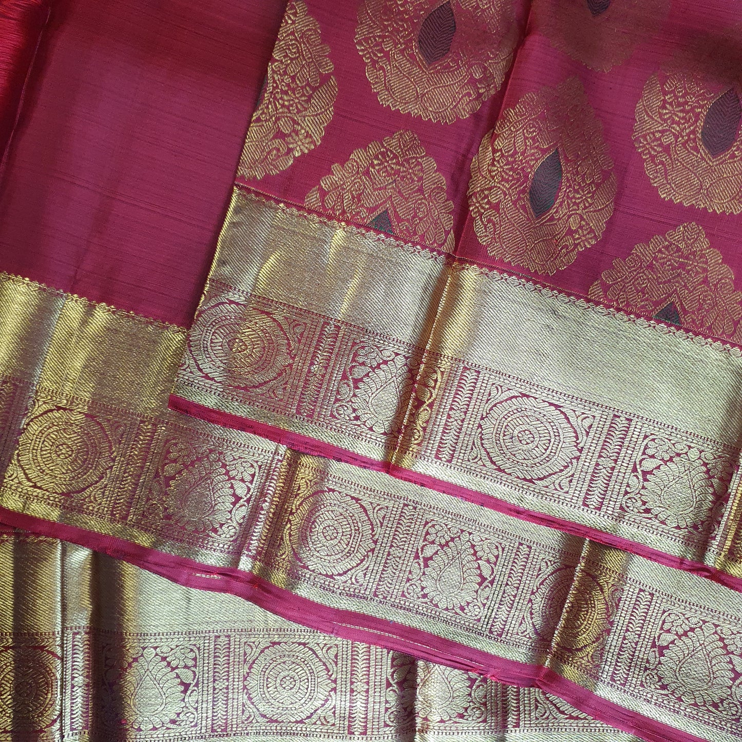 DEEP RED PURE KANJIPURAM SILK SAREE