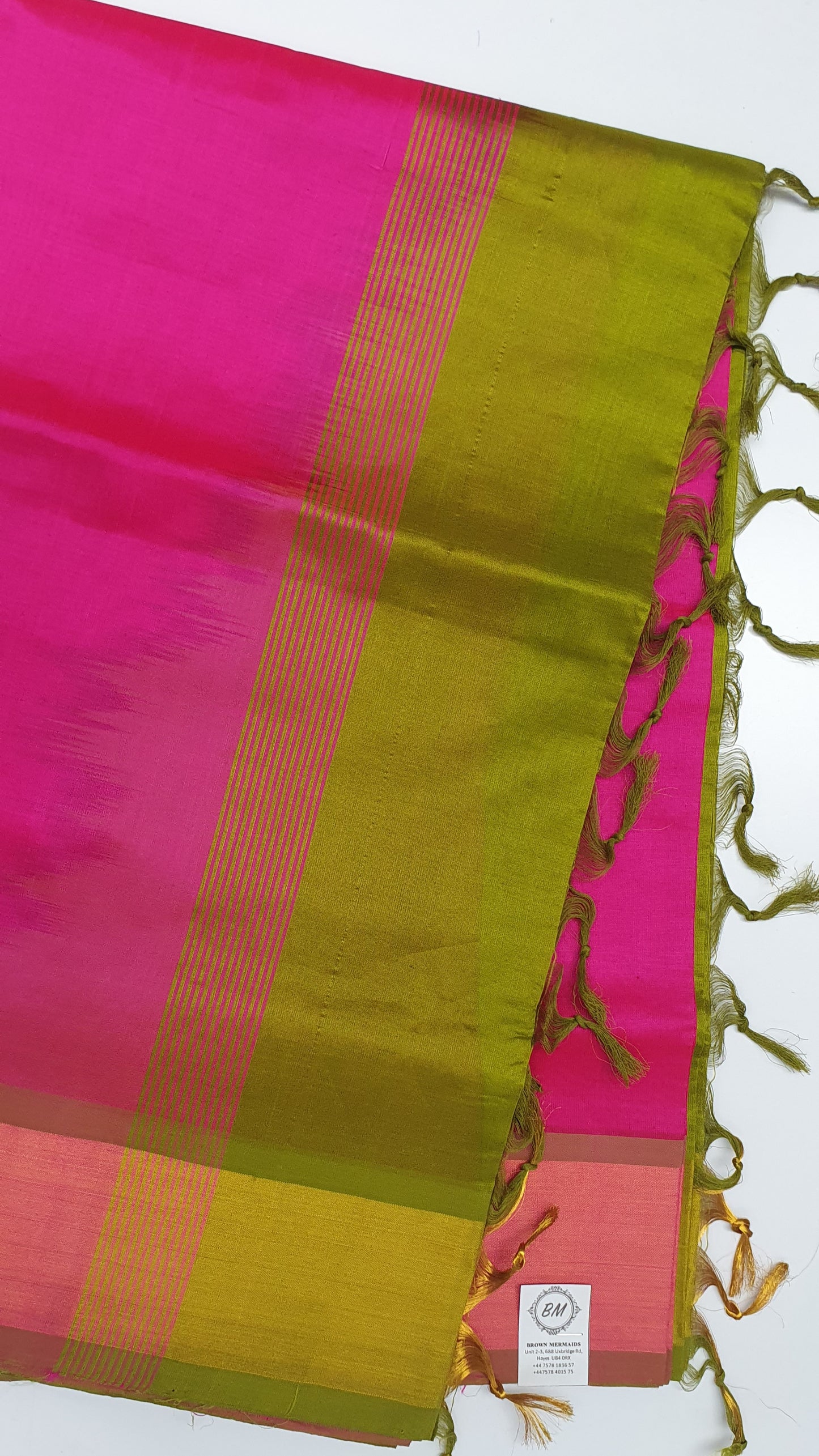 PINK & PARROT GREEN