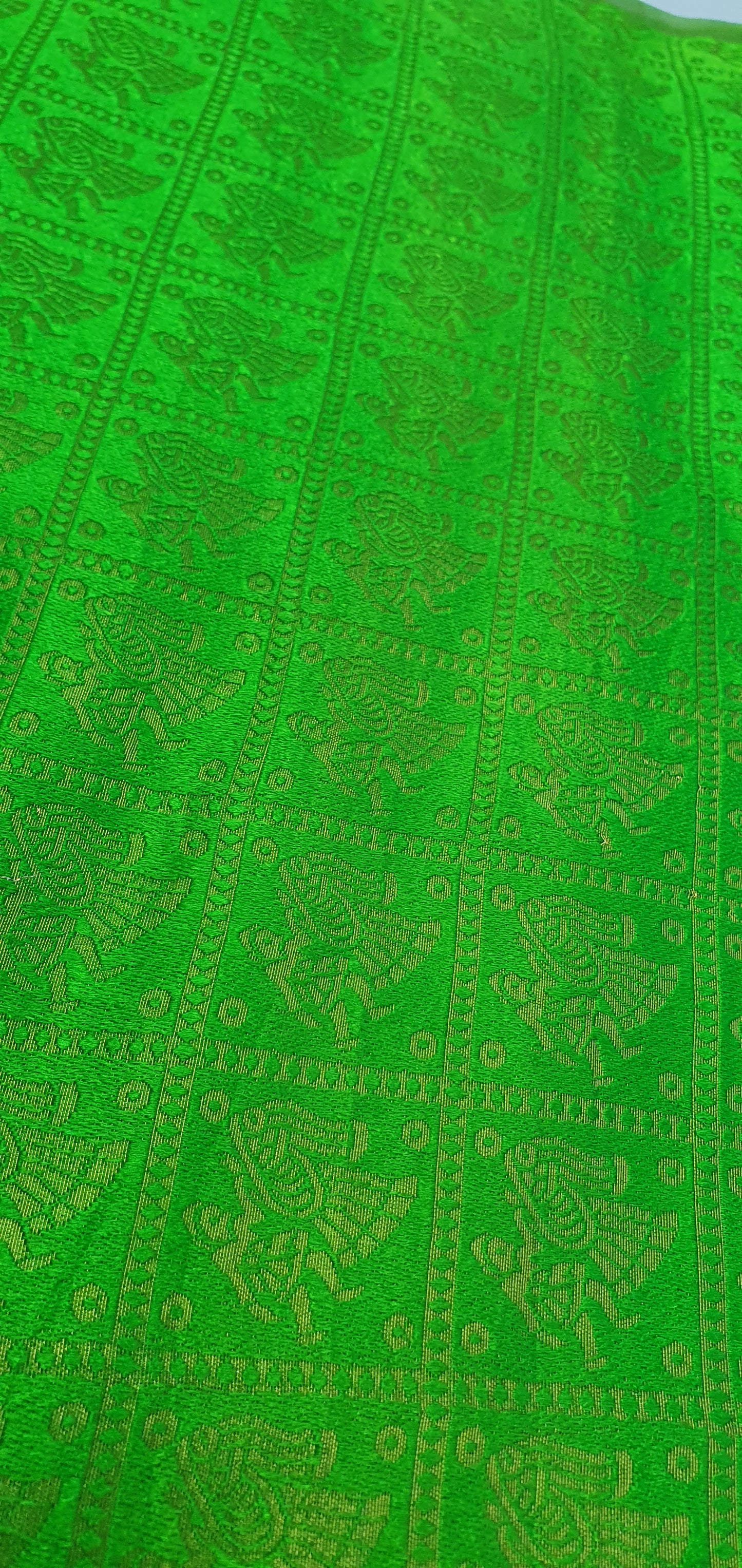 BRIDE & GROOM LIME GREEN MATERIAL