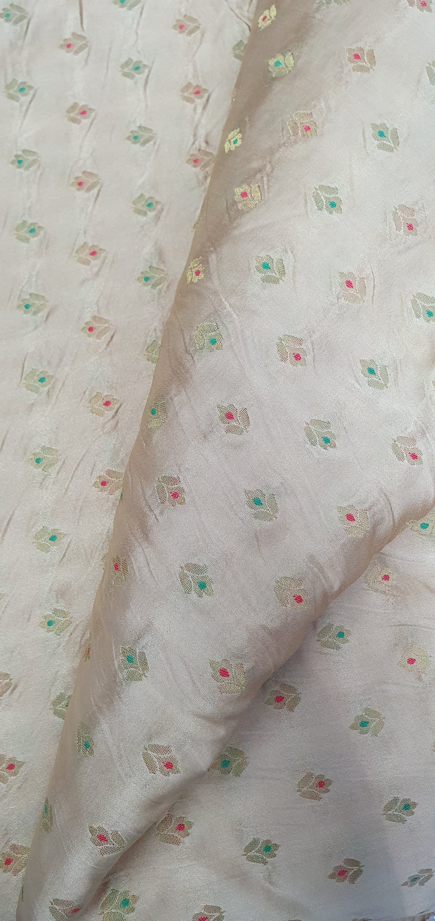 GOLD WITH GREEN & RED MATERIAL