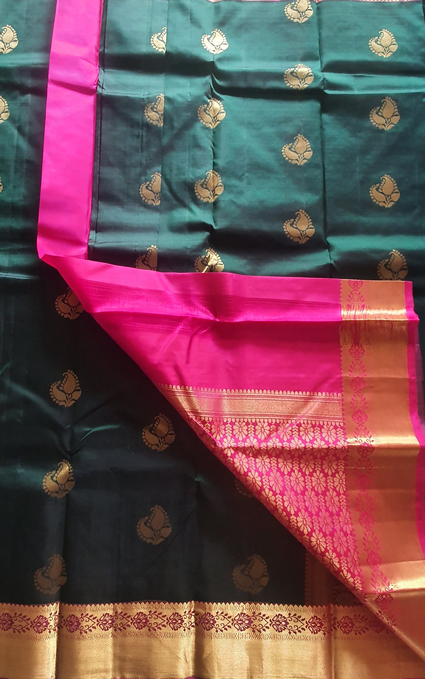 DARK GREEN & PINK KANJIPURAM