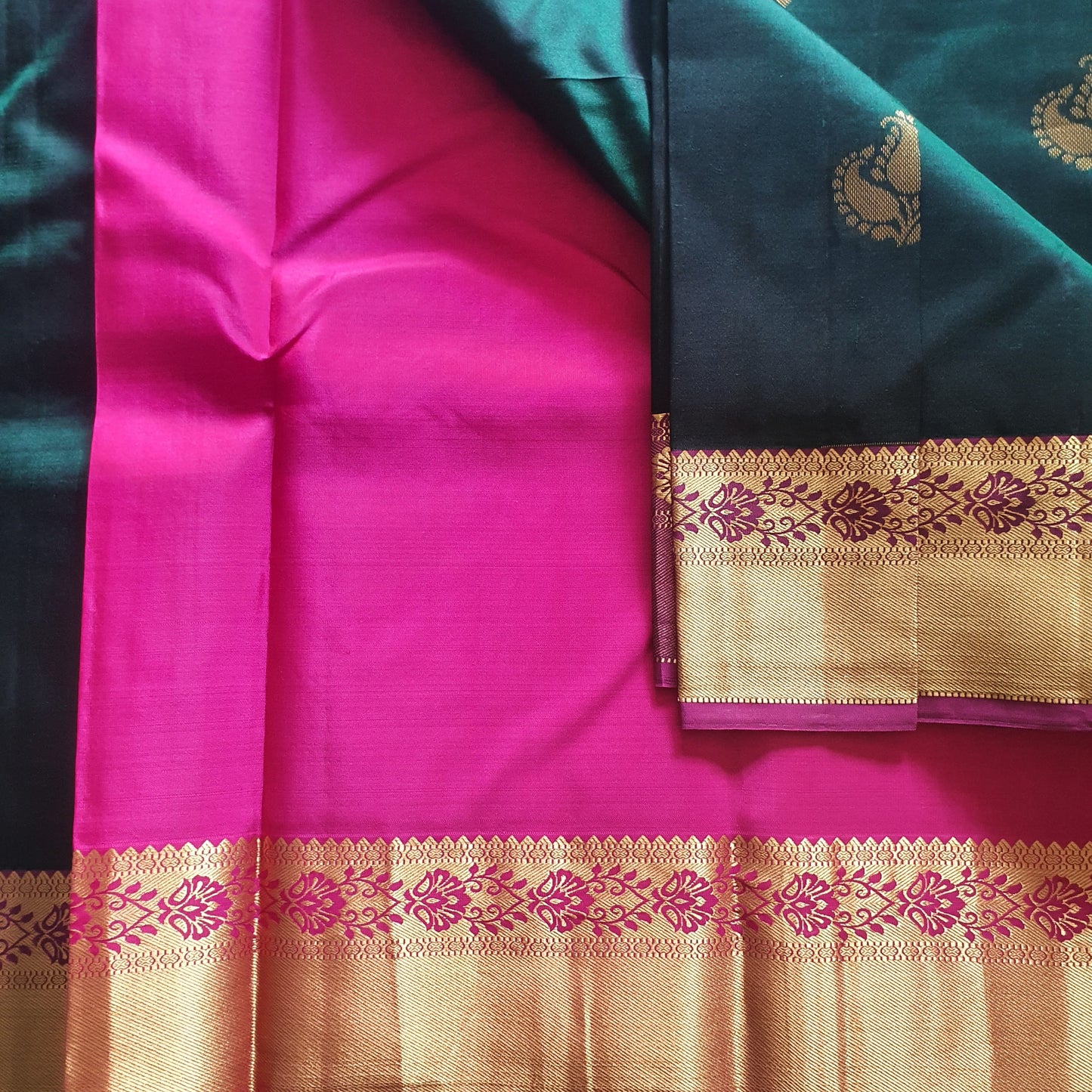 DARK GREEN & PINK KANJIPURAM