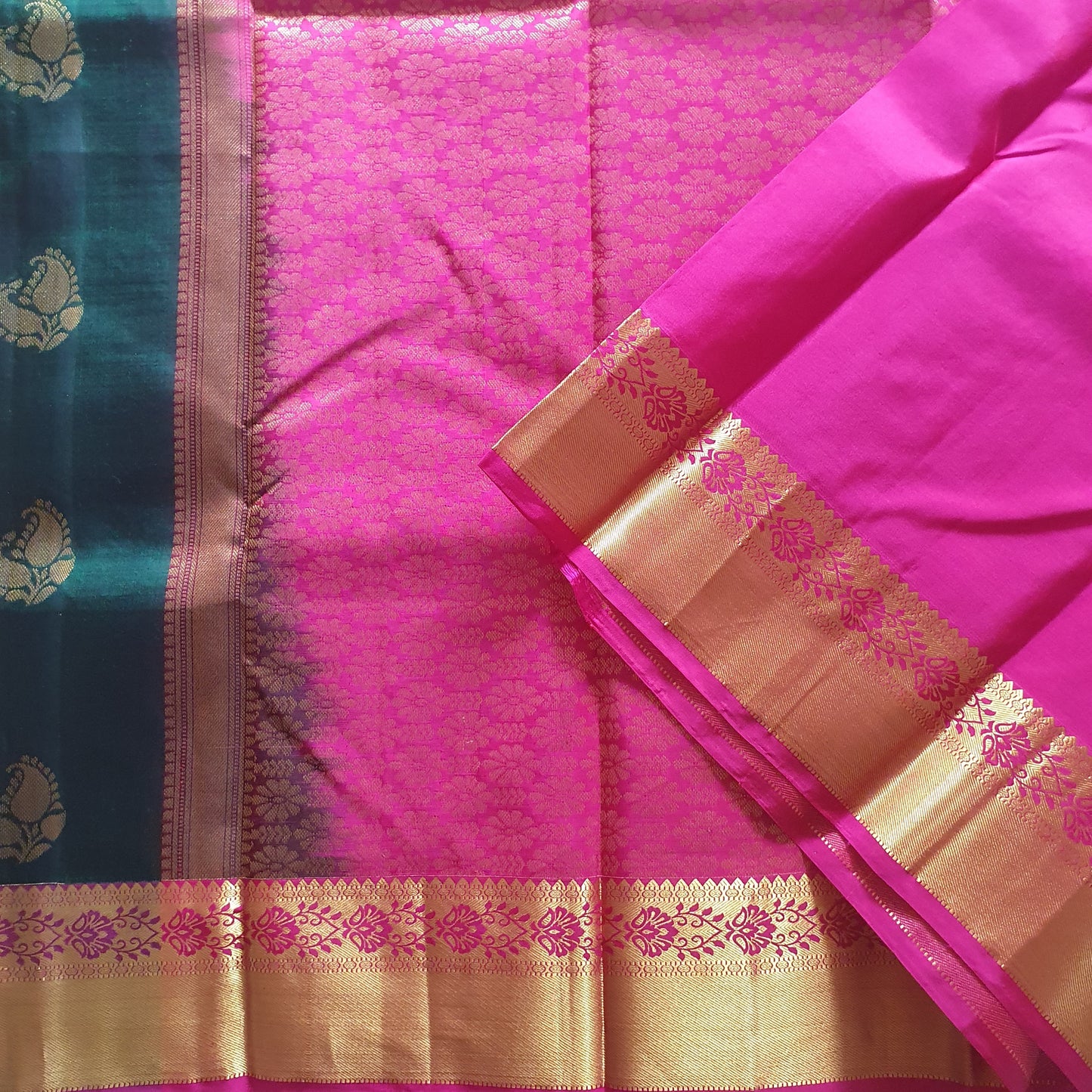 DARK GREEN & PINK KANJIPURAM